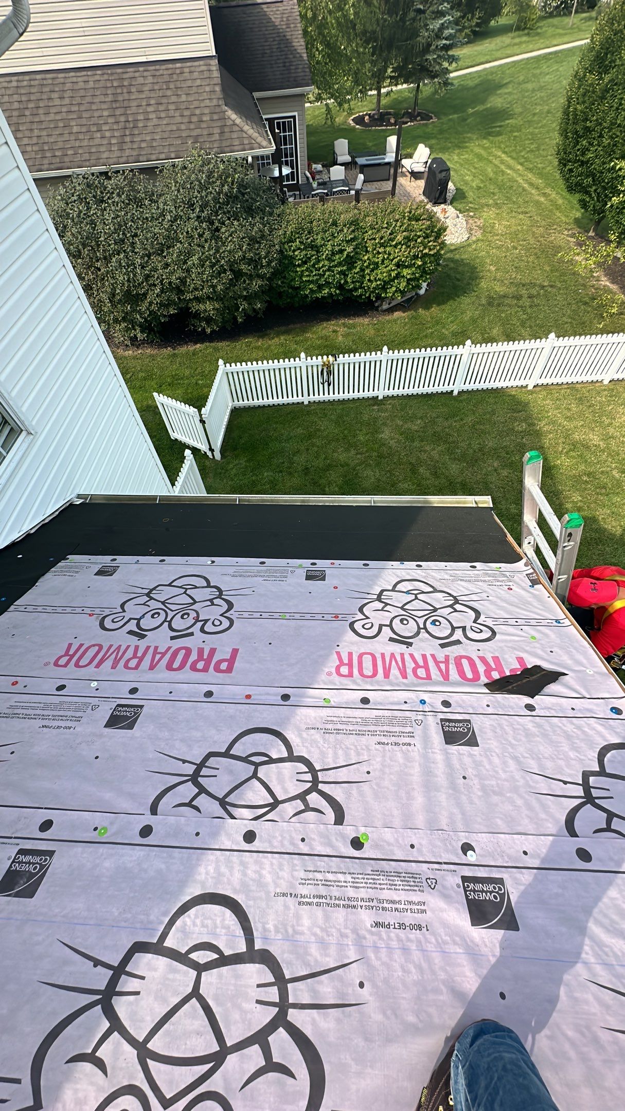 roof replacement using Onyx Black Durations by WIW Enterprises Inc