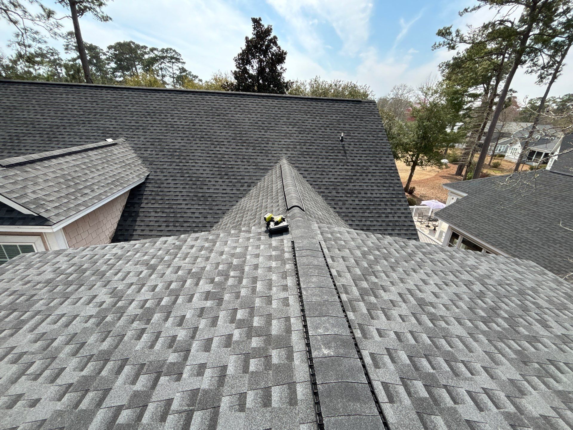 GAF HDZ - Charcoal by Linta Roofing Inc