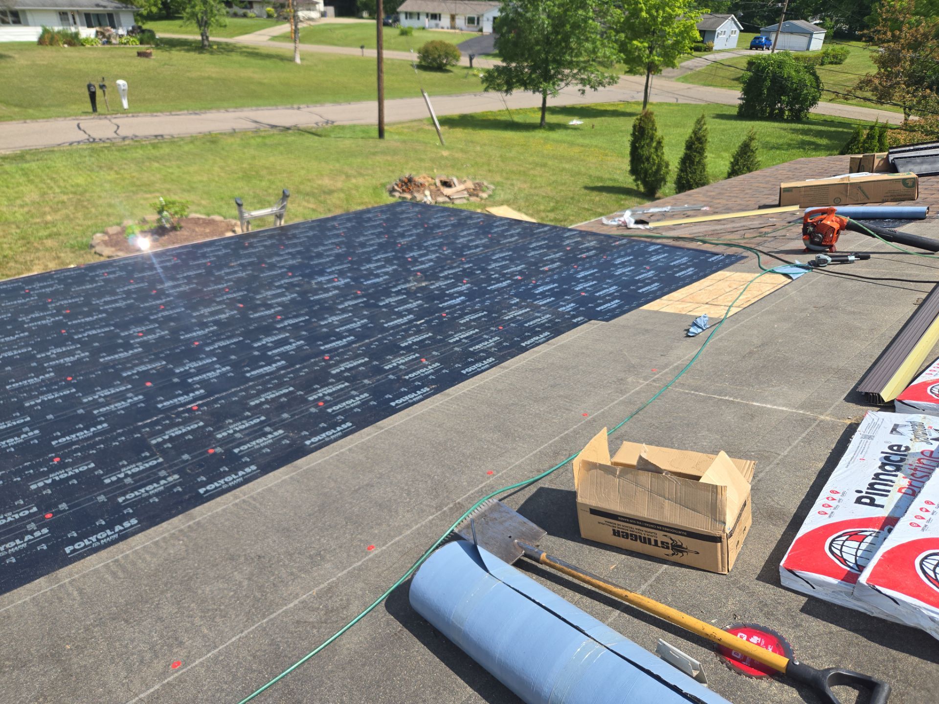 Richard S: Residential Roof Replacement and White Vinyl Siding Installation in Streetsboro by Eagle Eye Roofing