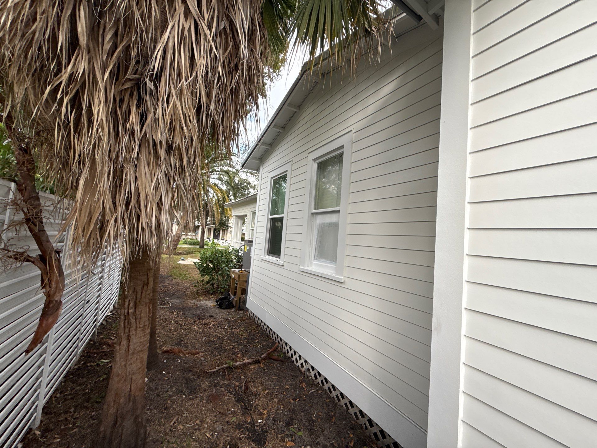Harbor View Bungalow by Bayshore Exteriors