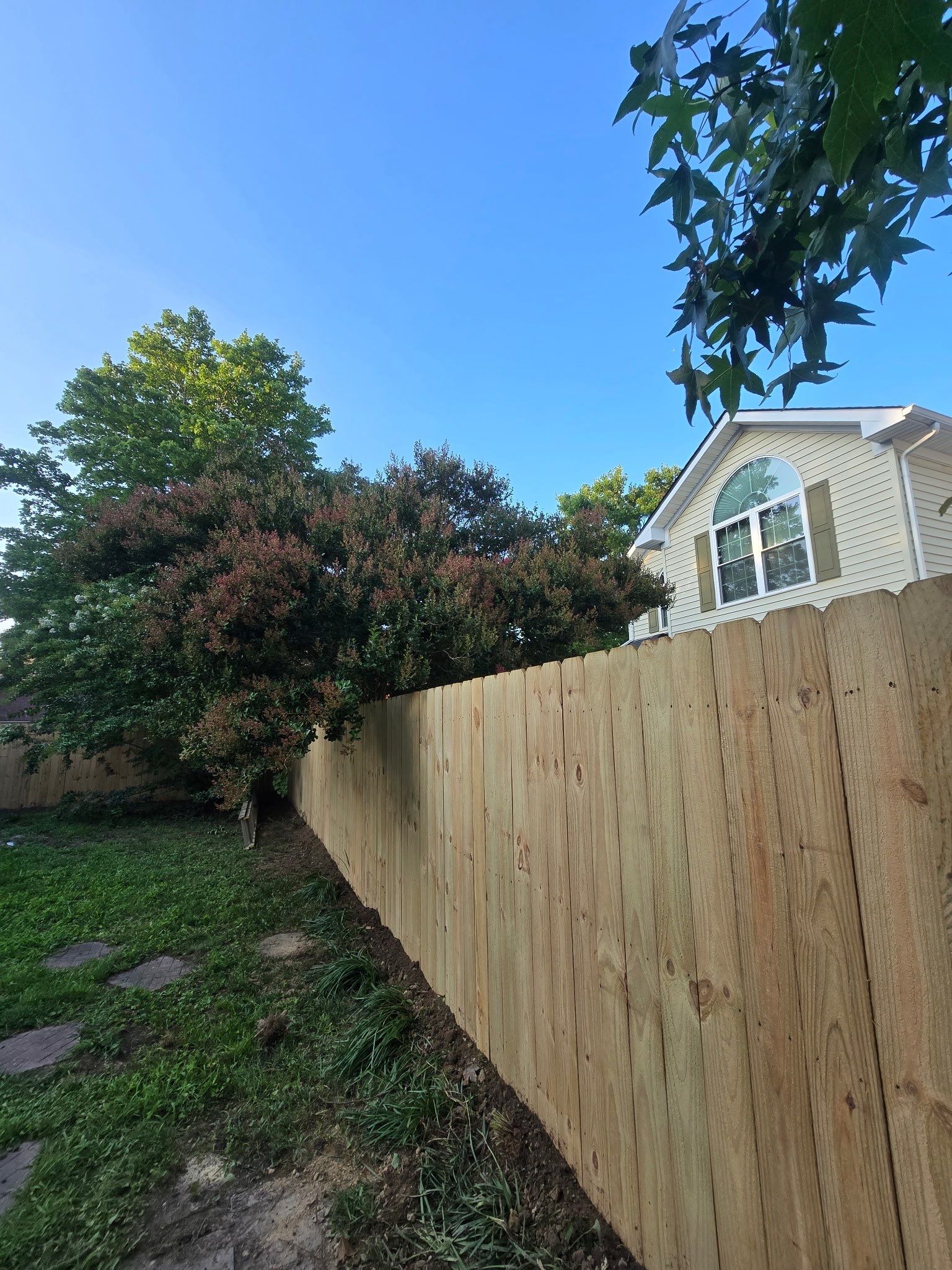 The Perfect Blend of Privacy and Style by Tidewater Fence