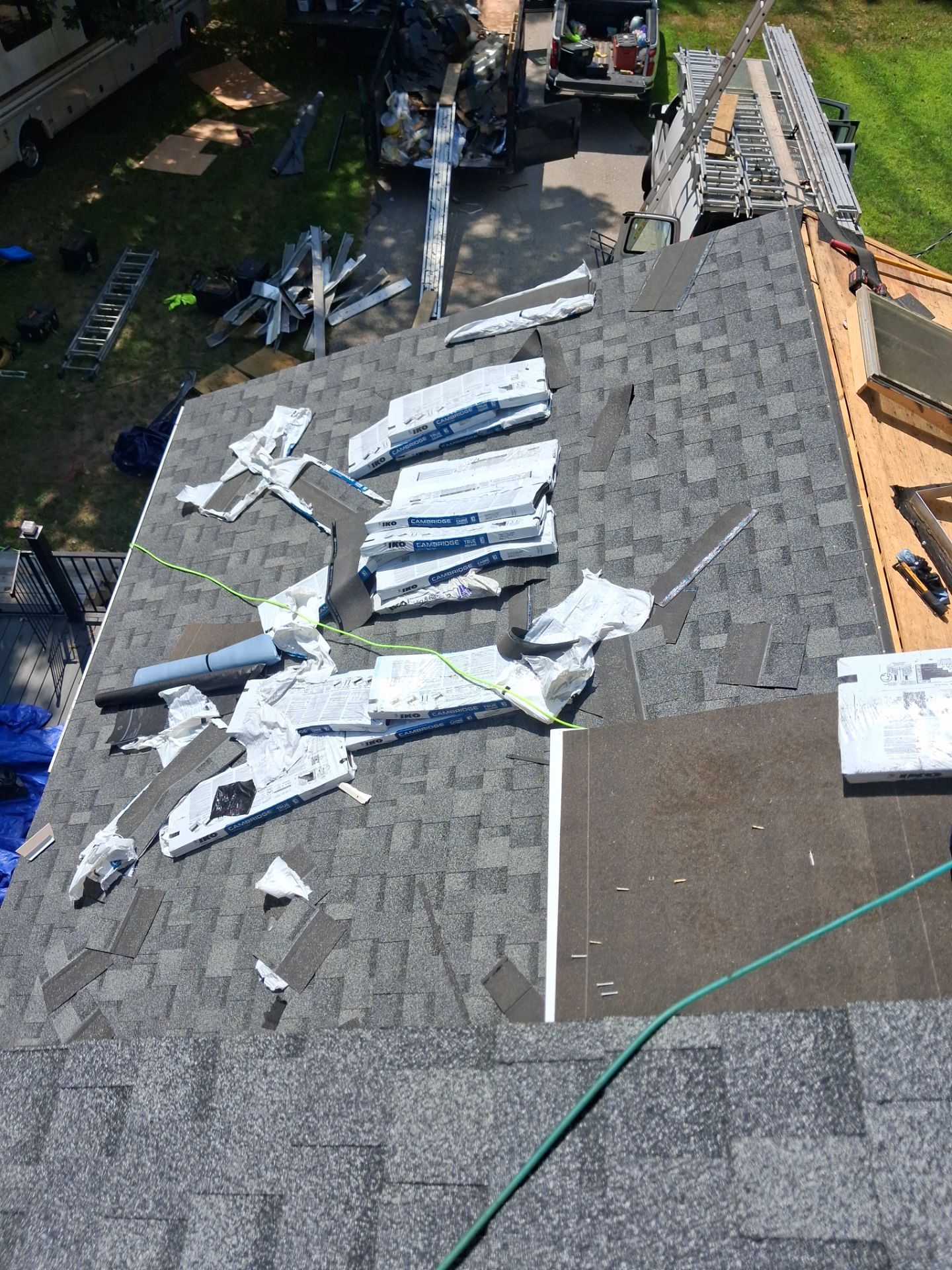 ☀️🏡 This Waterboro home just got a complete makeover from the top down! 🏡☀️ by Tall pine roofing
