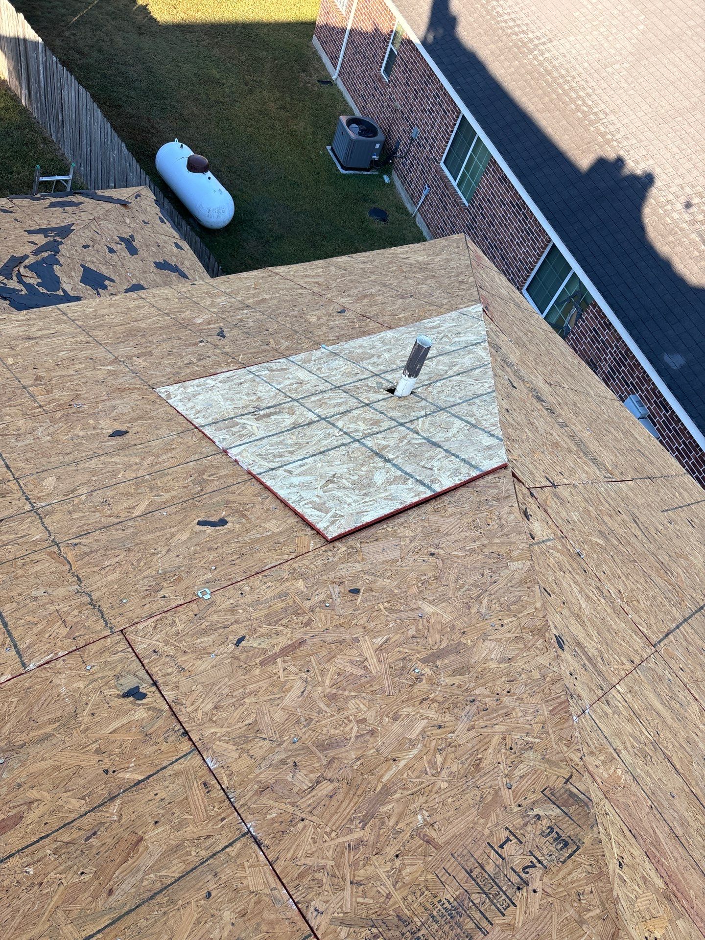 Residential Roofing Installation using Owen's Corning Duration (Lifetime) Shingles by Roof Repair Company