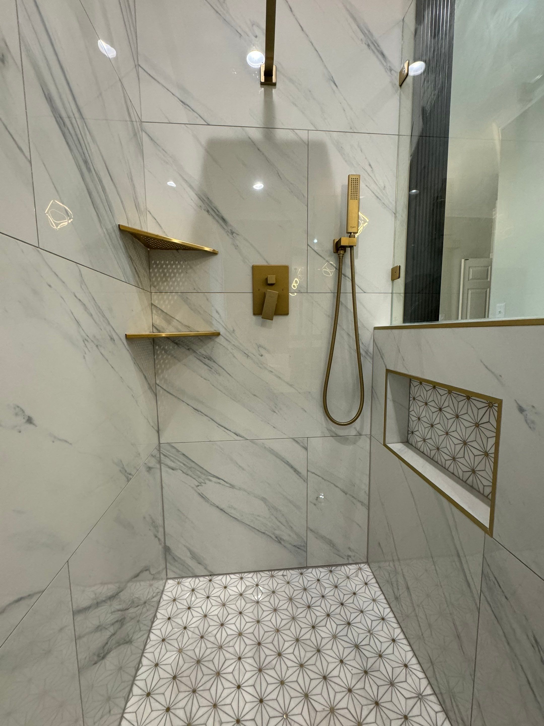 Woods Trace - Bathroom Remodel  by Pillar and Pine