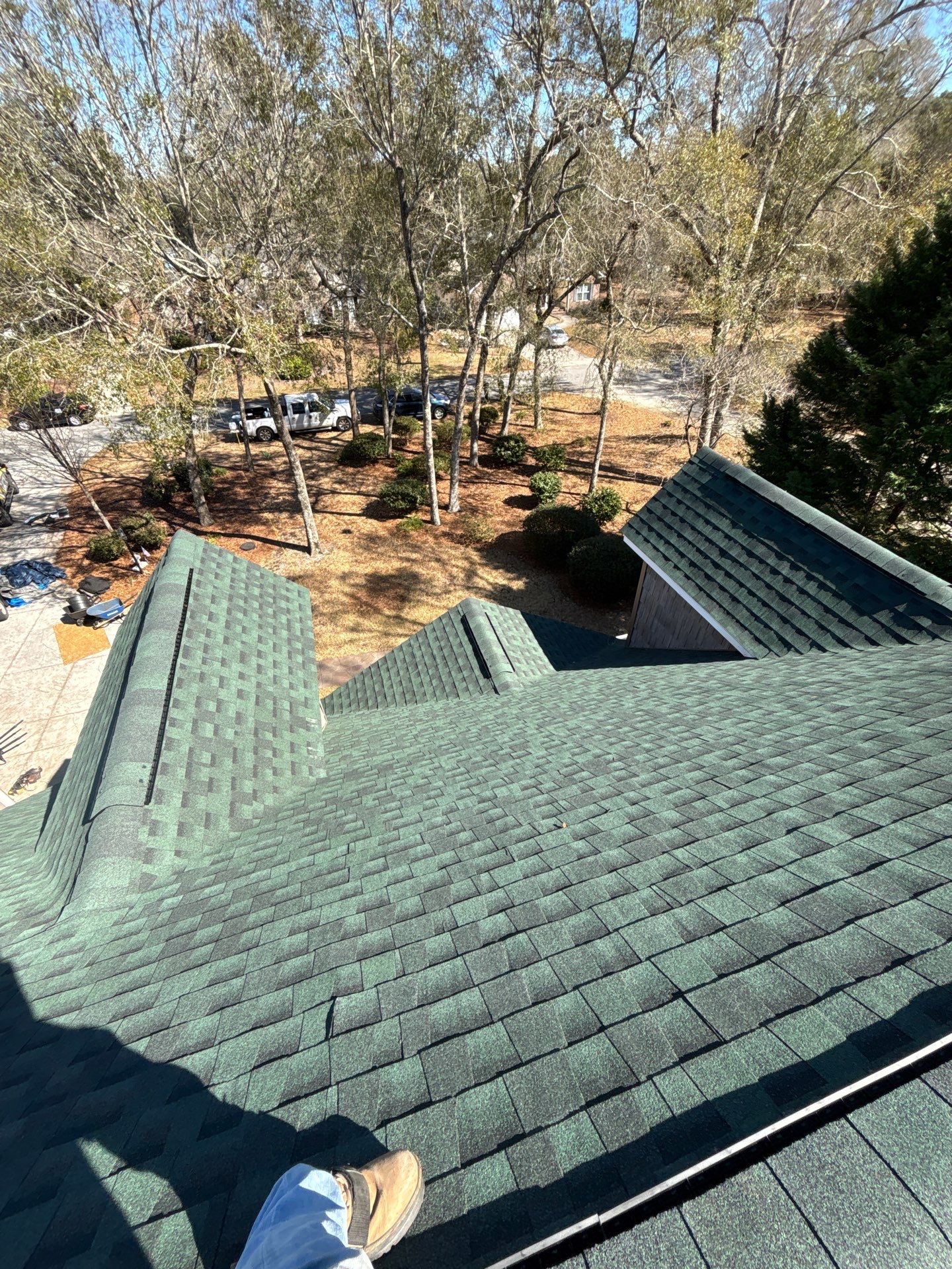 GAF HDZ - Hunter Green by Linta Roofing