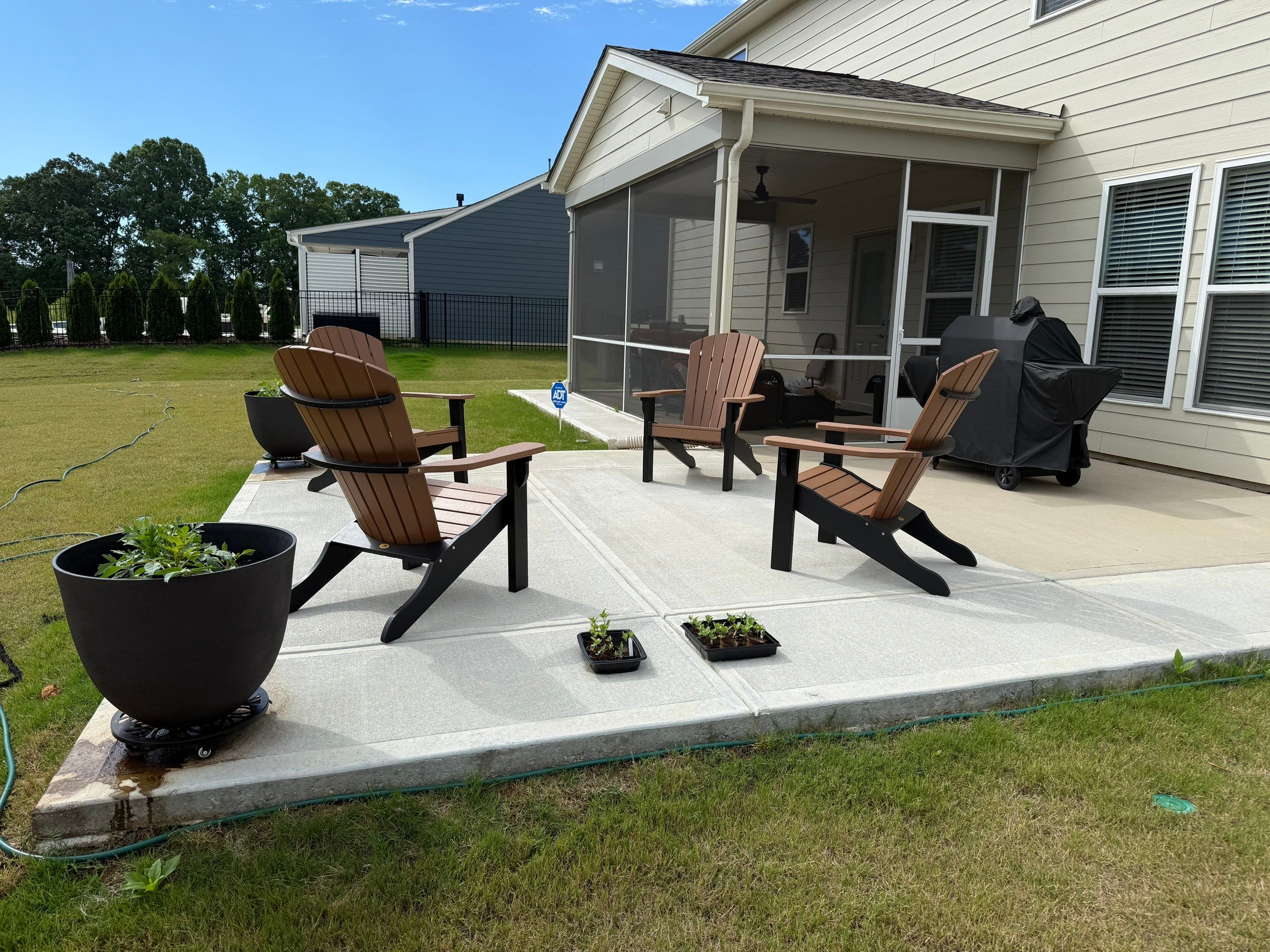 Driveway using Concrete Sealant by DuraSeal