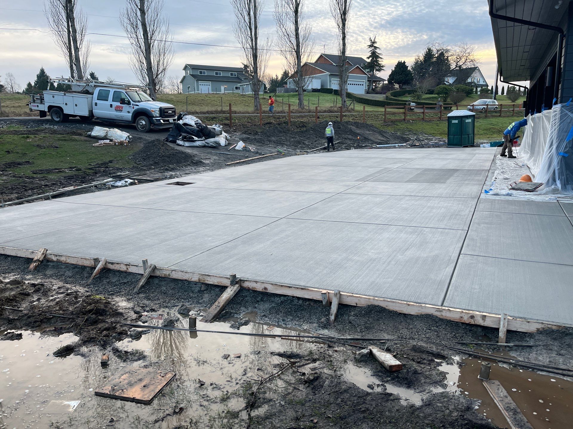 Concrete Patio, Walkway & Asphalt Driveway | Snohomish by Jireh Asphalt & Concrete Inc 