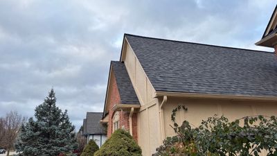 Roof Replacement using Owens Corning Williamsburg Grey