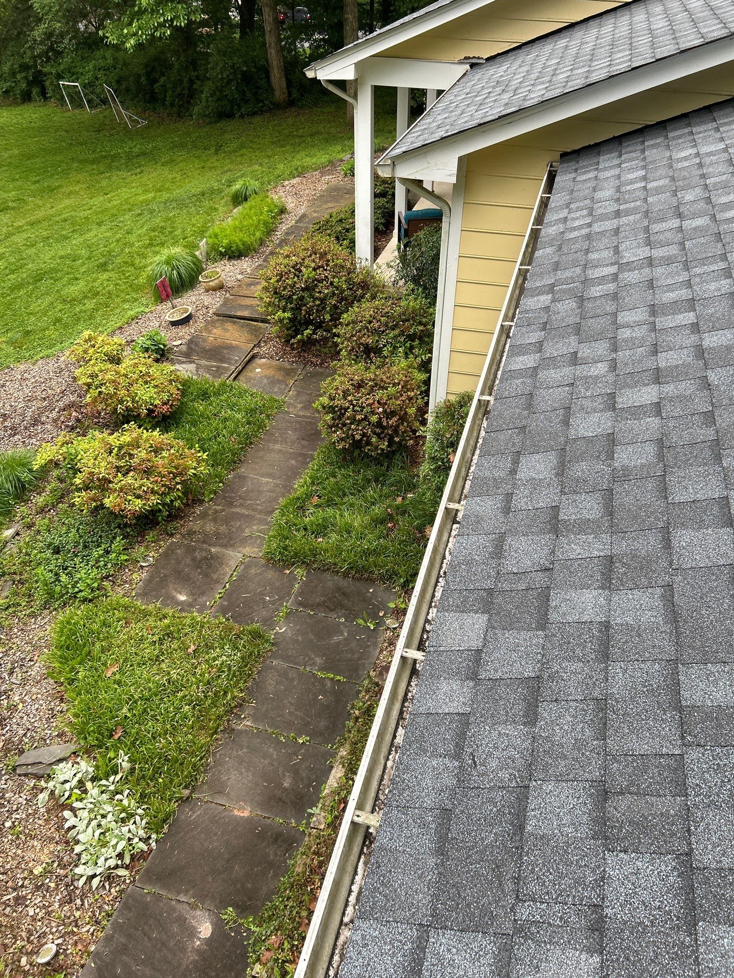 Oakton: Roof Replacement With CertainTeed Landmark Designer Shingles in Pewter by RM Banning, Inc.