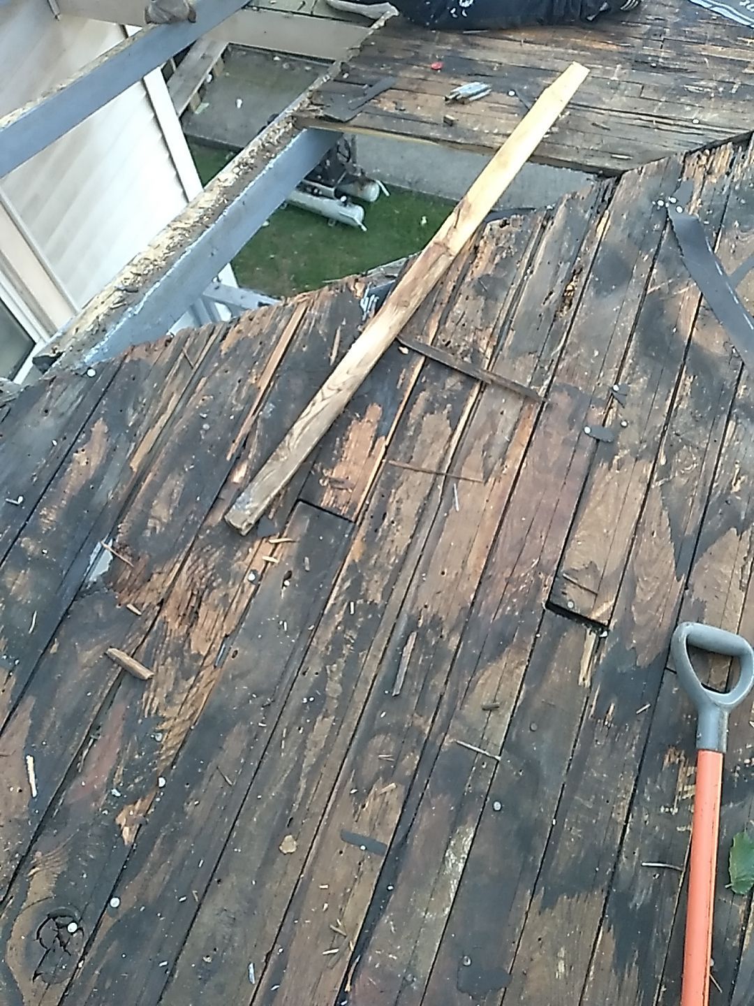 Residential Roofing Installation using Owens Corning® Oakridge Estate Gray by Indigo State Roofing