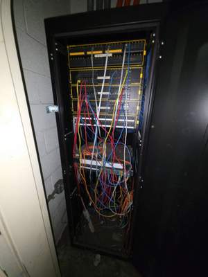 Structured cabling installation by CimaSolutions