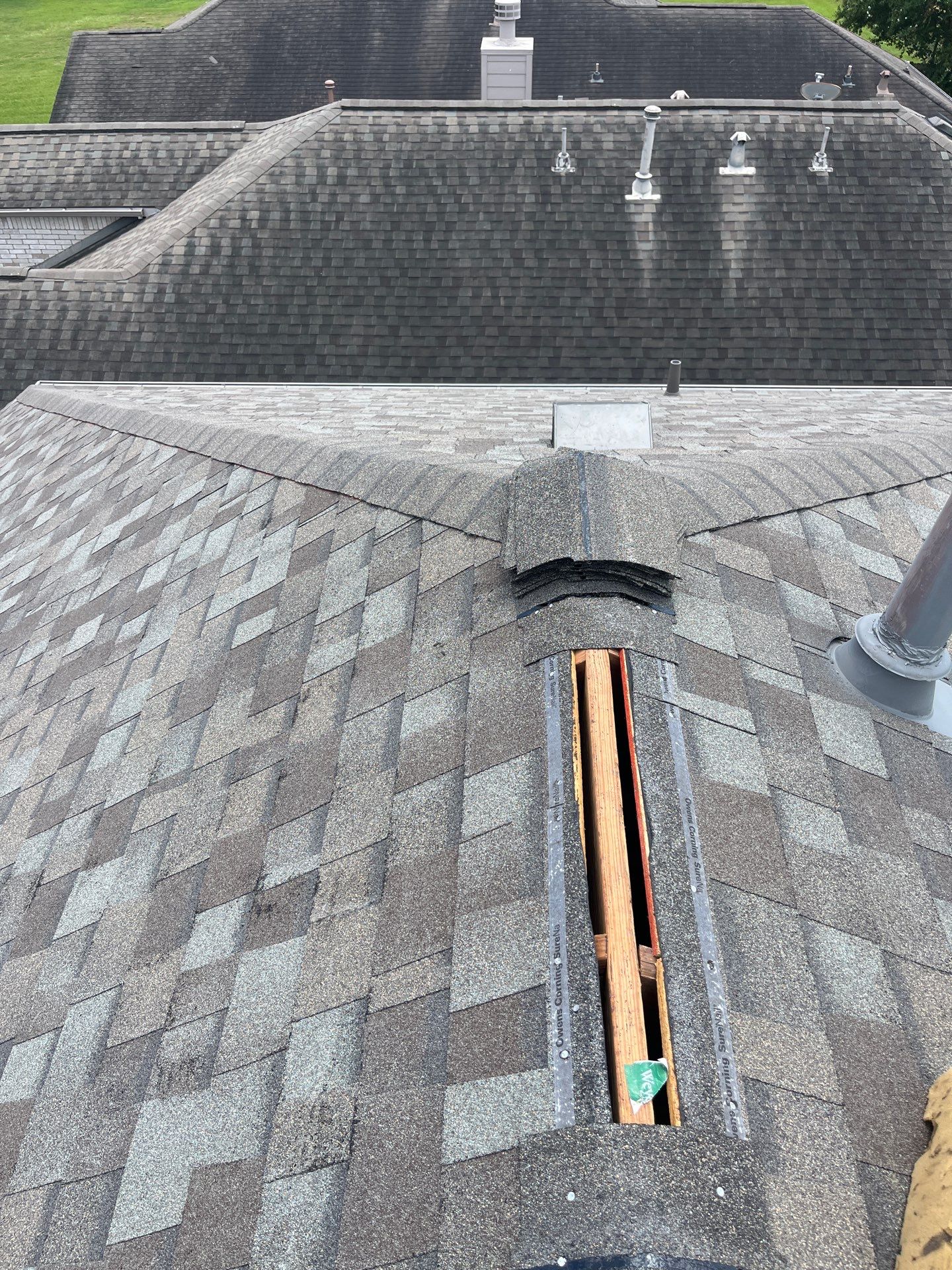 Residential Roofing Installation using Owen's Corning Duration (Lifetime) Shingles by Roof Repair Company
