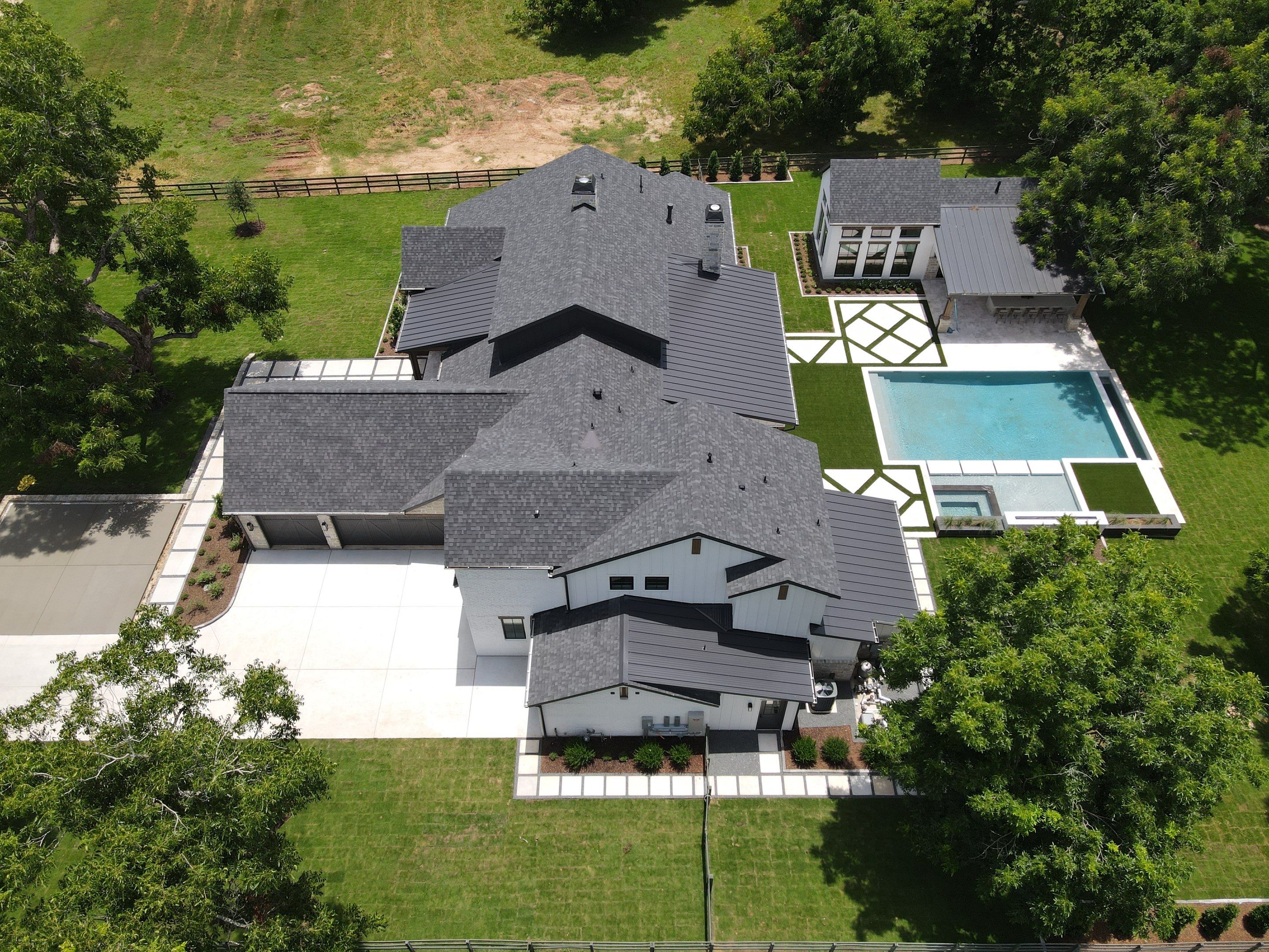 Sleek Design in Fulshear TX by Level 7 Companies