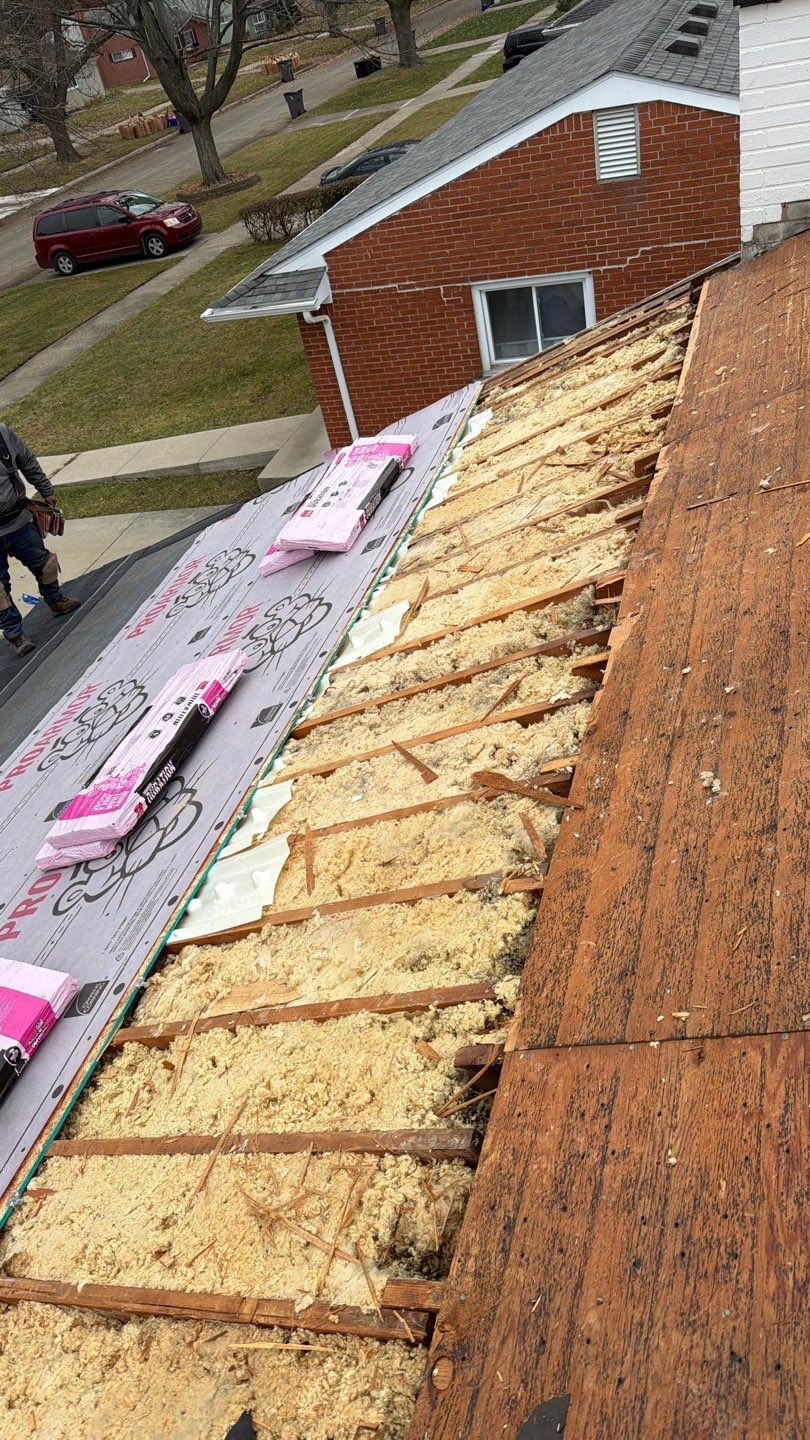 Roof Replacement using Owens Corning Onyx Black by 180 Contractors