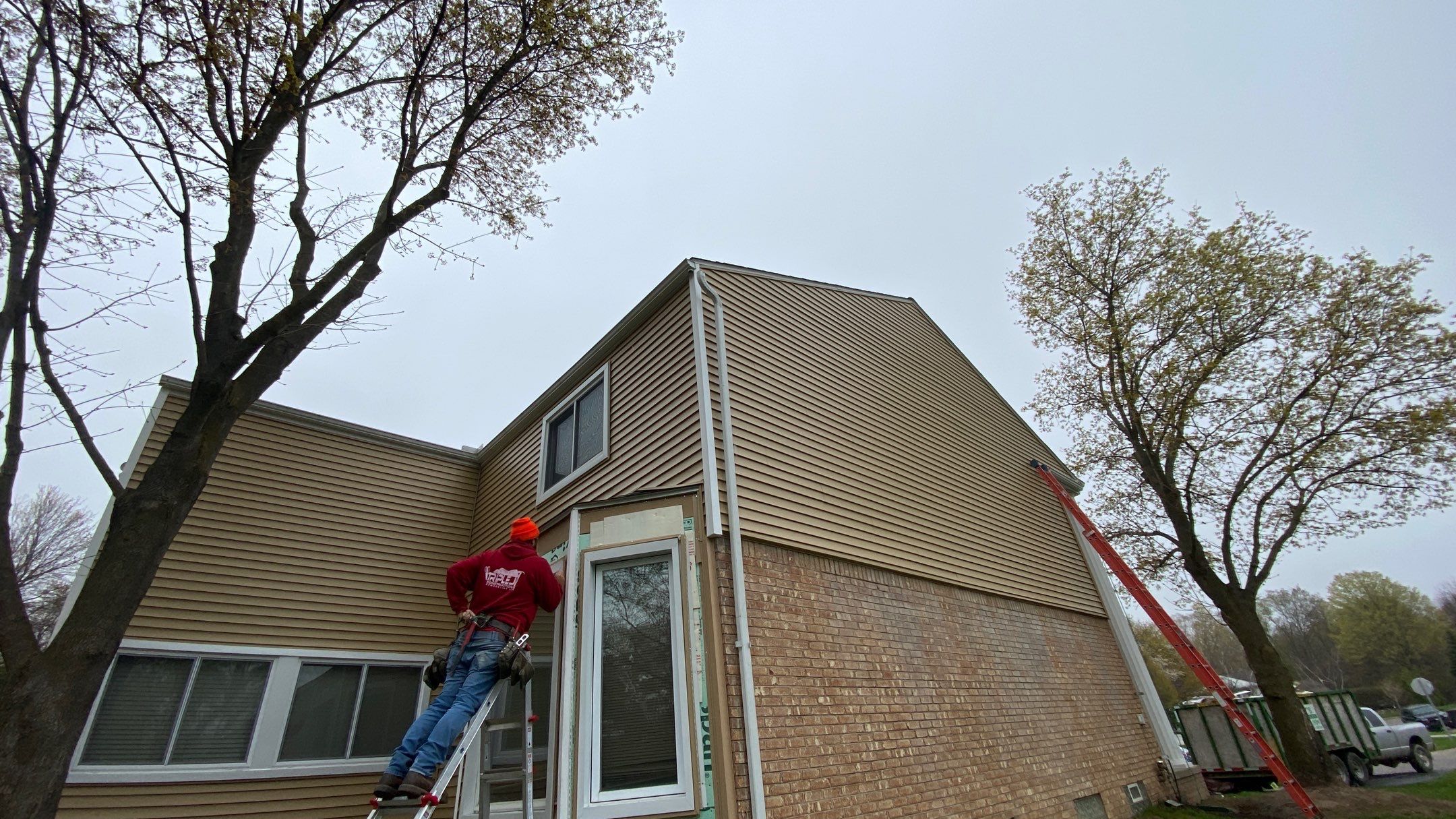 Roof Replacement using CertainTeed Landmark by 180 Contractors