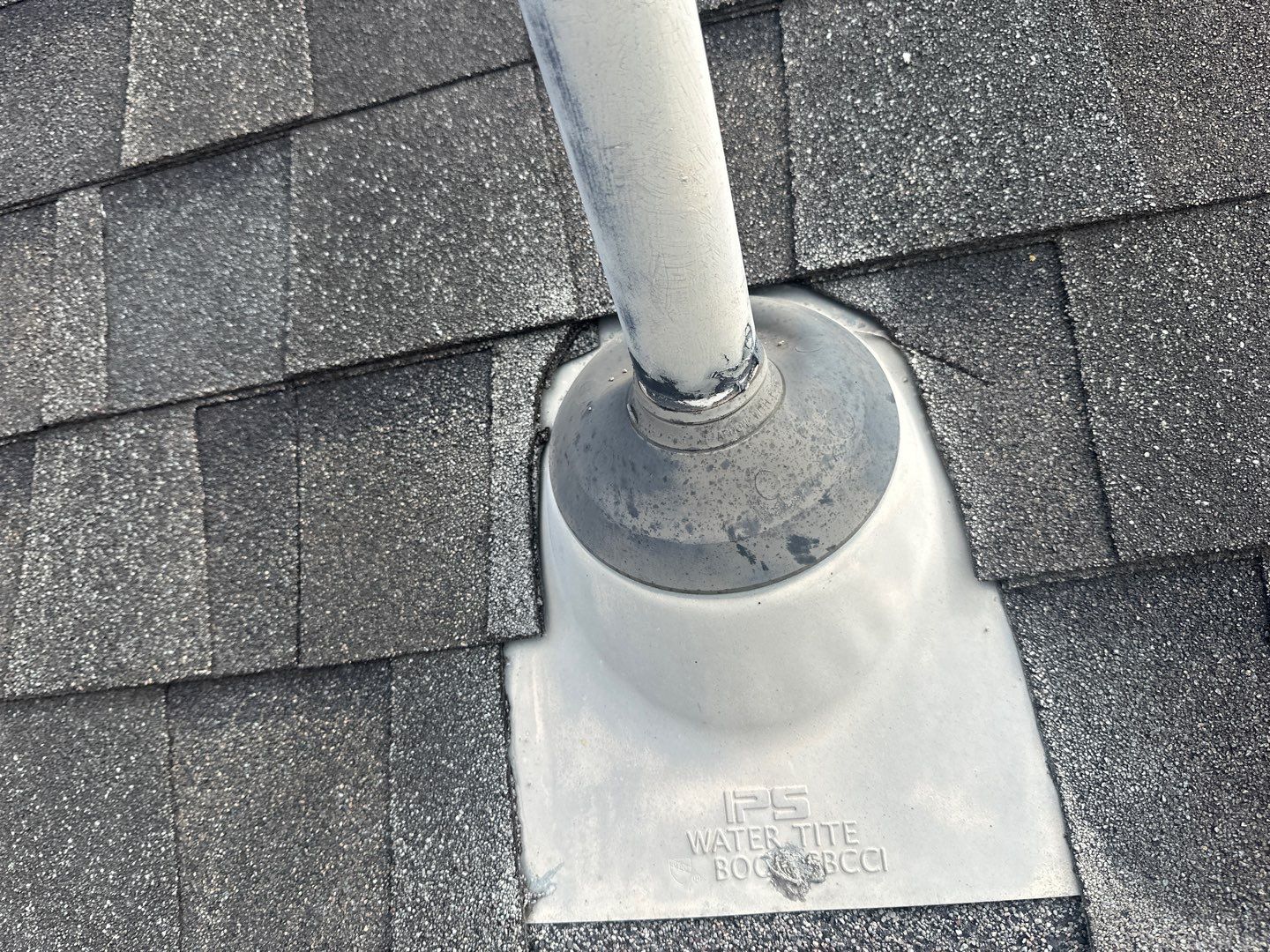 Residential Roofing Installation using Owen's Corning Duration (Lifetime) Shingles by Roof Repair Company