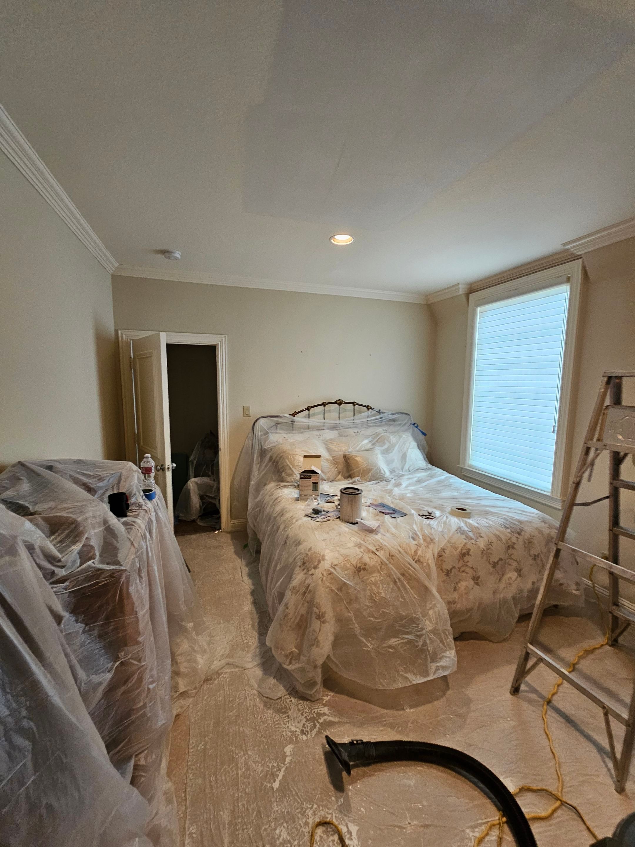 Exterior & interior paint, Garage door repairs, roof replacement & leak repairs by EL-GC LLC 