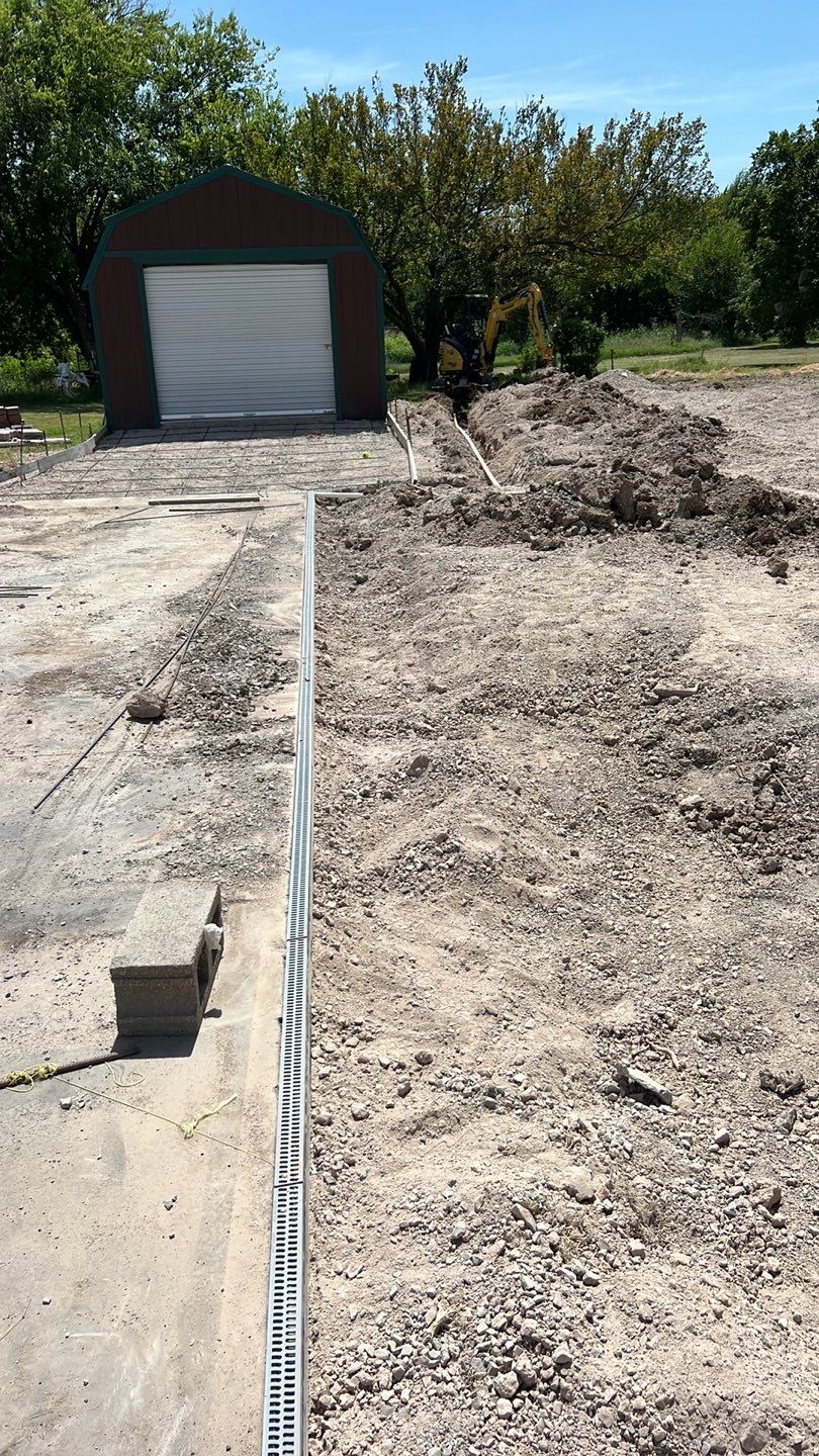 1000' Drive and Patio using Concrete by Clays Services Inc