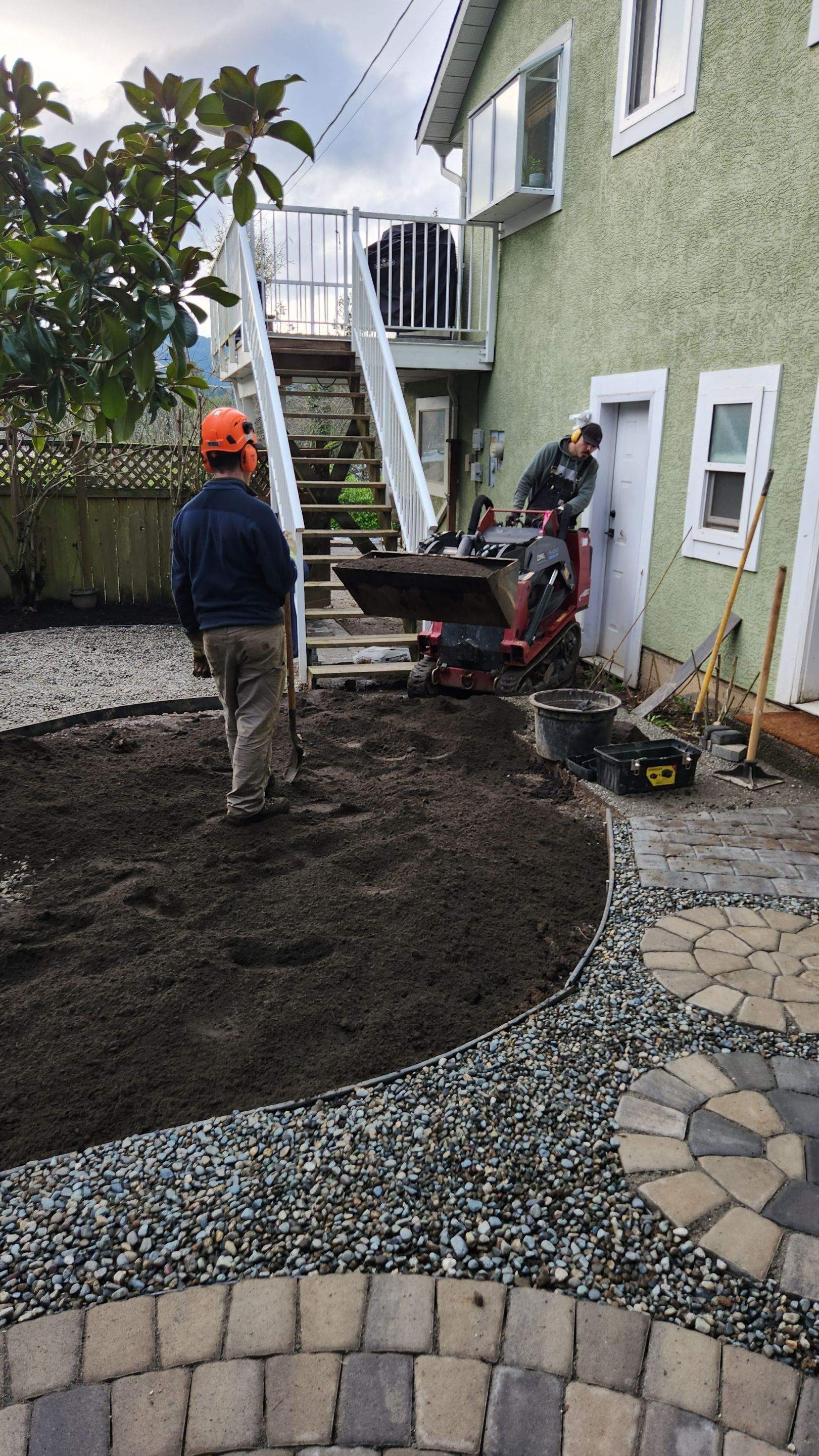 Backyard Transformation – Grading, Eco-Lawn & West Coast-Inspired Design by Habanero Garden and Exterior Care
