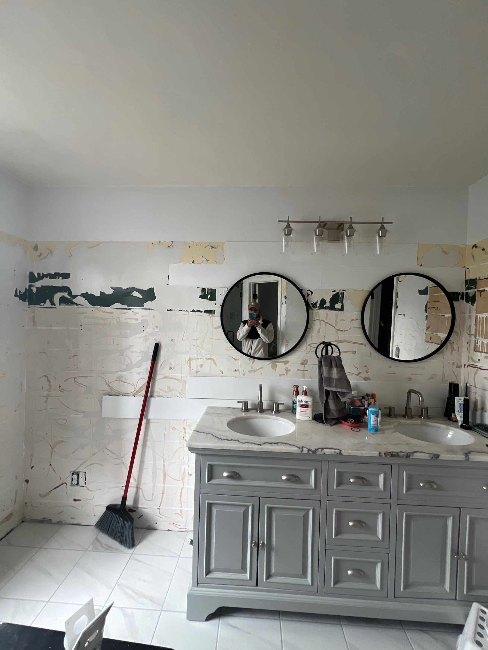 Residential - Virginia Beach  by Rodriguez Drywall And Paint 