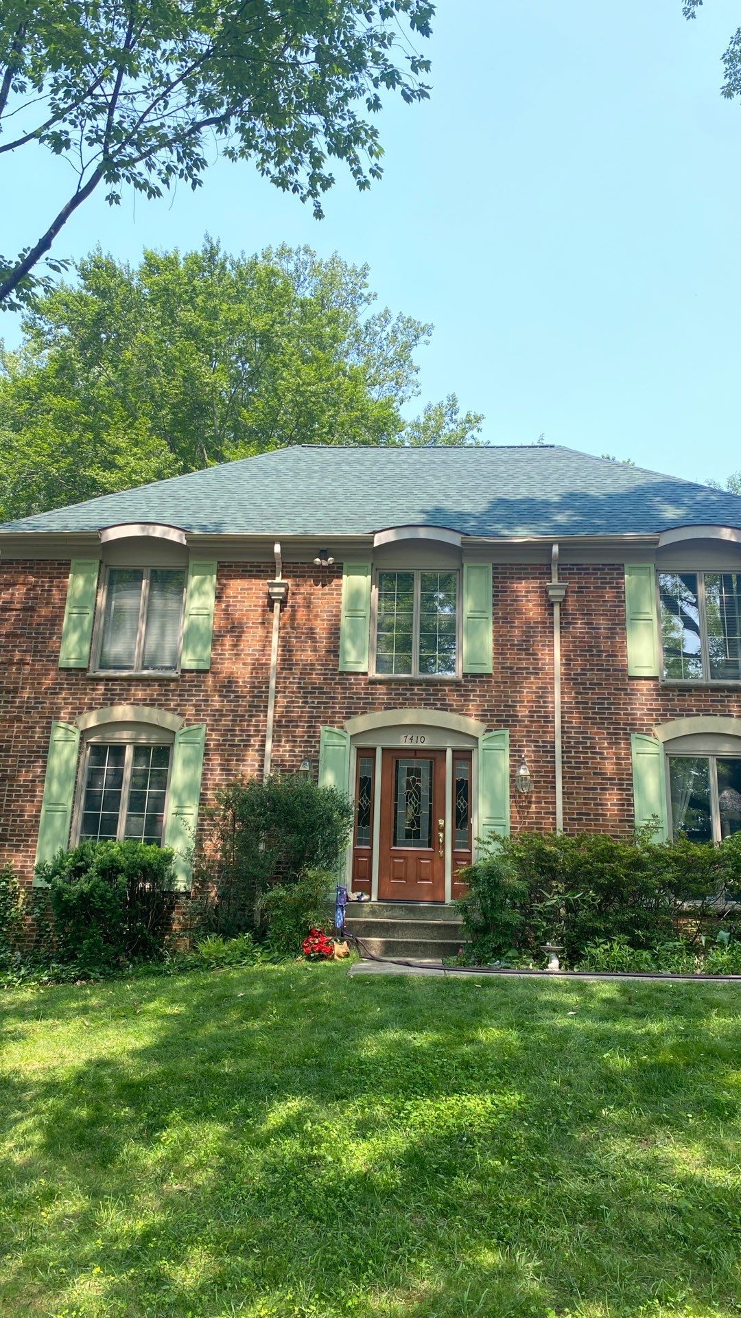 Springfield: Roof Replacement with CertainTeed Landmark Pro in Max Def Evergreen by RM Banning, Inc.