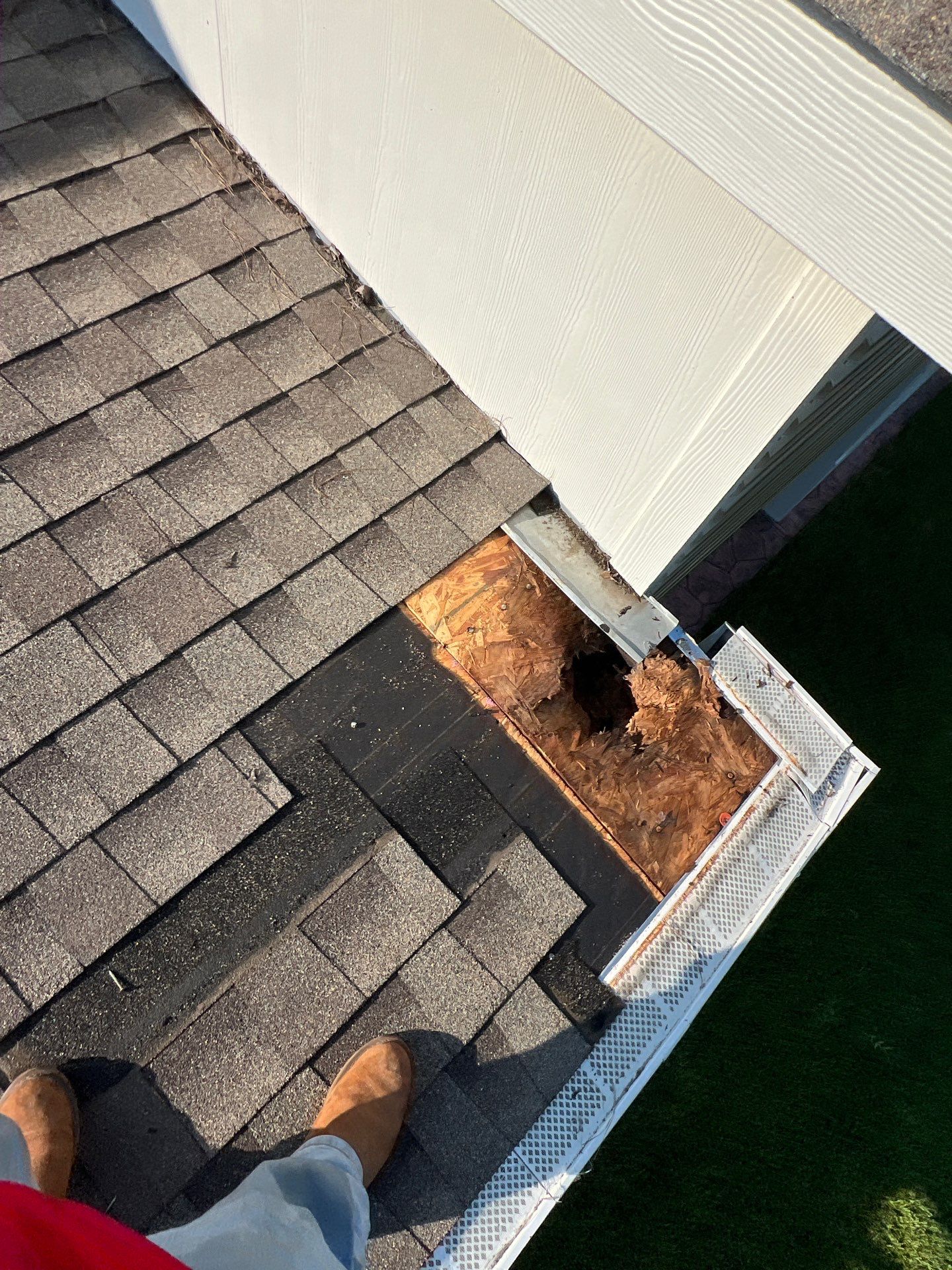 Hail Damage using Owen's Corning Duration (Lifetime) Shingles by Roof Repair Company