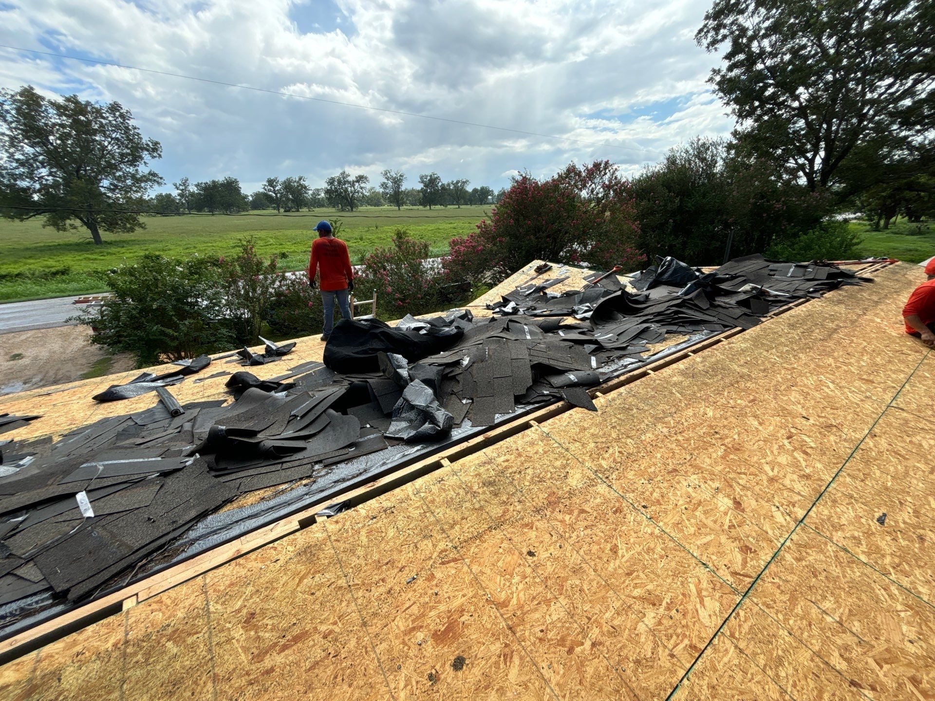 Residential Roofing Installation using Owen's Corning Duration (Lifetime) Shingles by Roof Repair Company