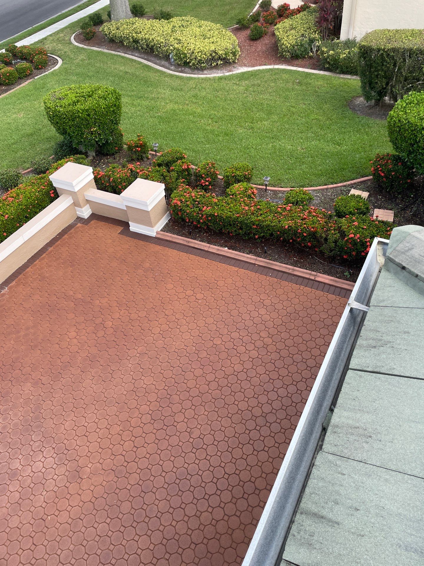 Gutter Cleaning Service in Parrish FL by Gutter Professors