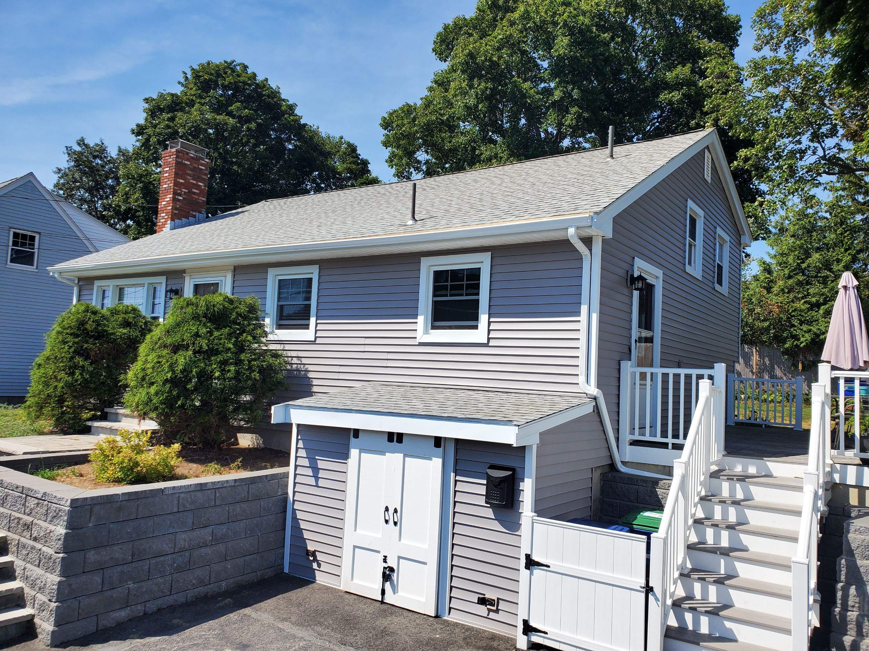 Siding Installation using CertainTeed and new GAF roofing by UBrothers Construction