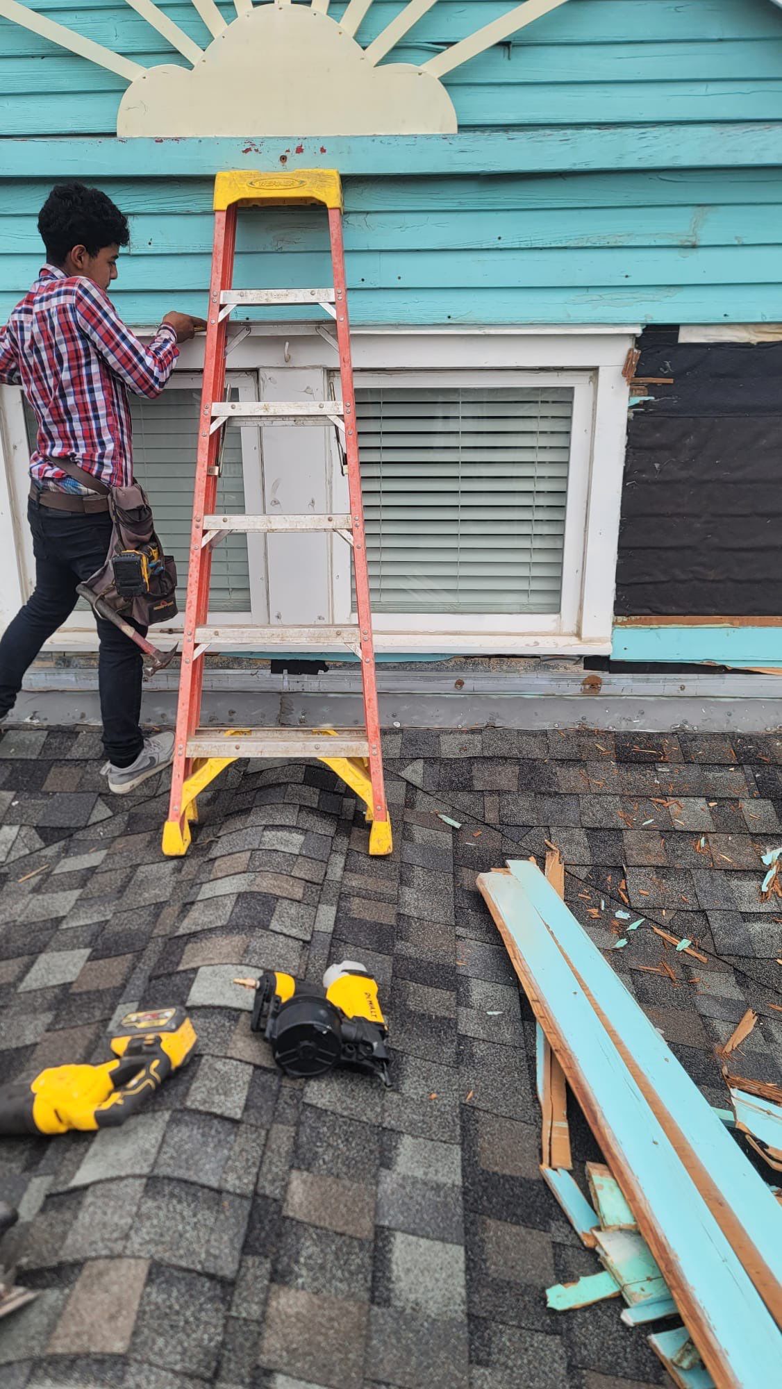 Major Home Upgrade: Full Siding & Trim Restoration for Mr. Ed! π‘β¨ by Texas Urban Elements