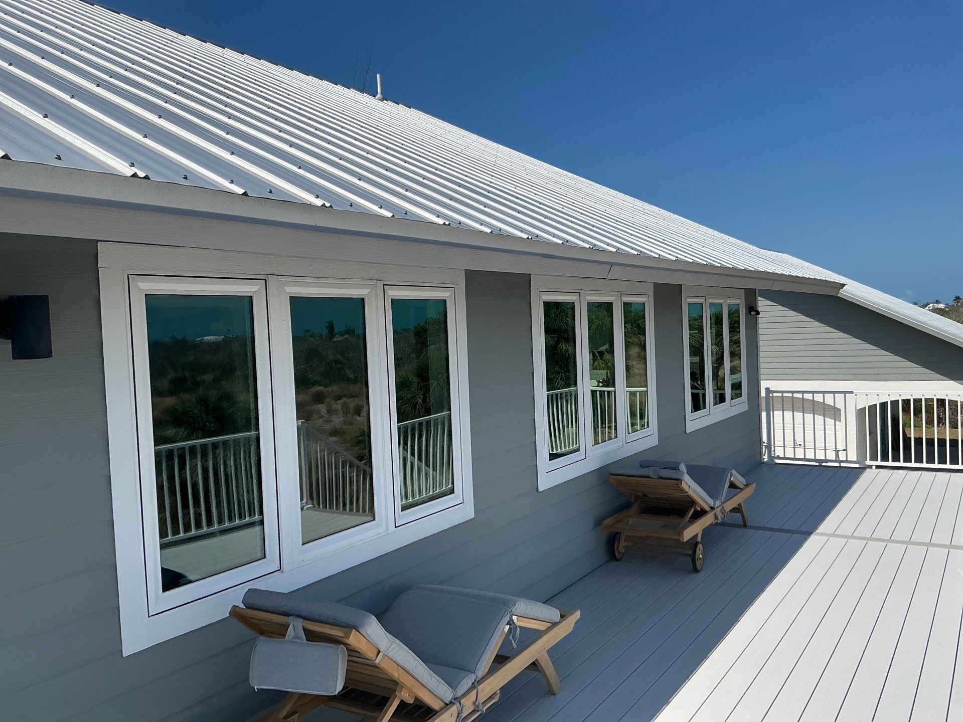 7-inch Commercial Gutters in Sanibel FL by Gutter Professors