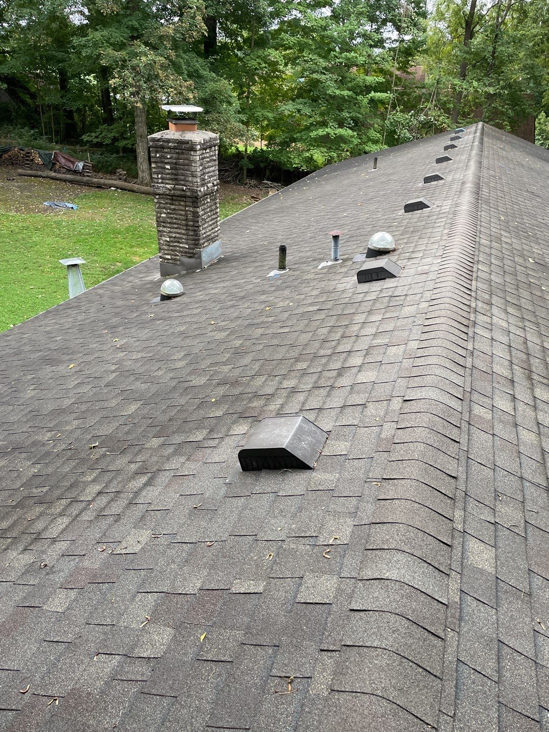Residential Roofing Installation using Onyx Black Durations by WIW Enterprises Inc