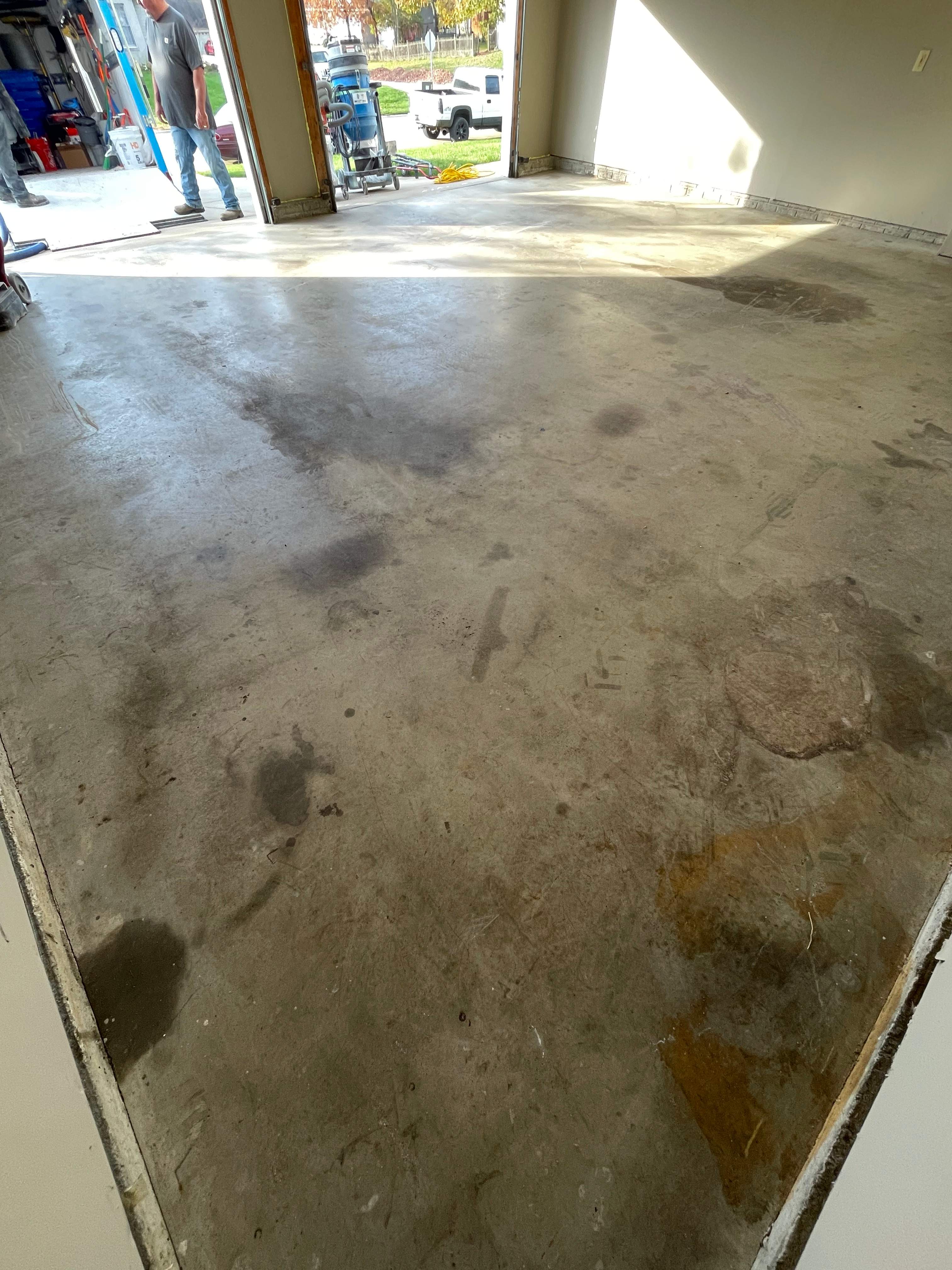 Briar Garage Heyworth by Loud Bros