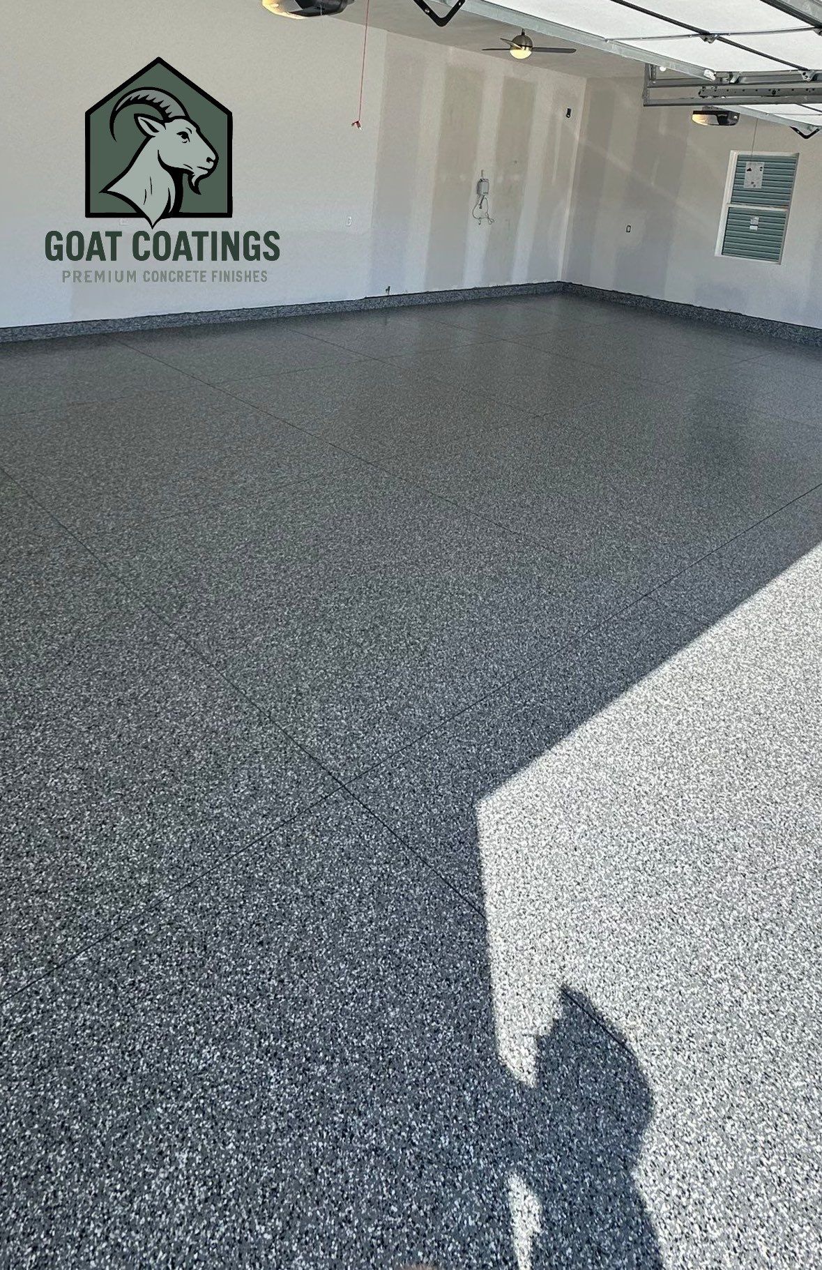 4 Stall Garage - Wombat Flake by Goat Coatings