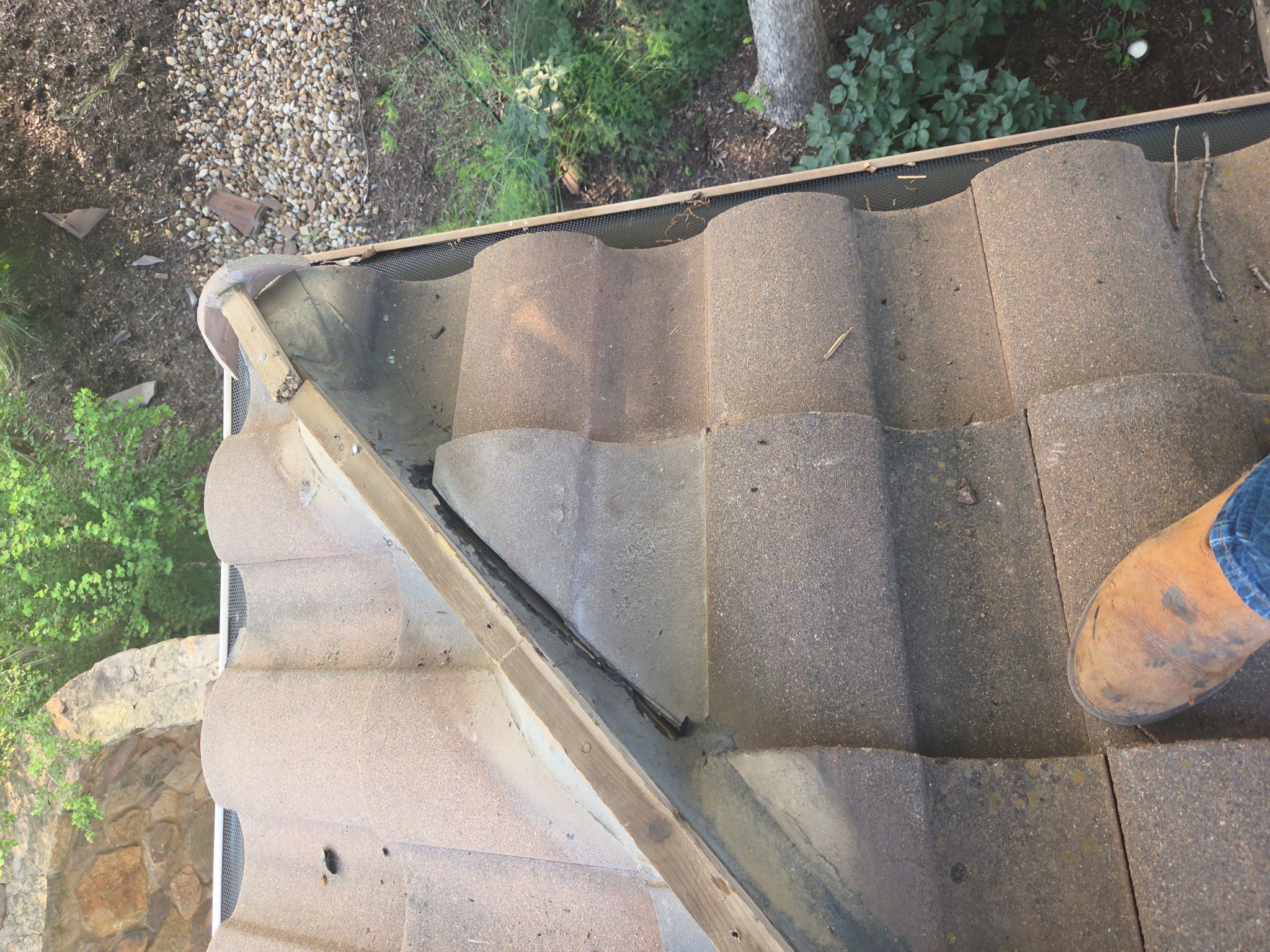 Lots of tile repairs out in Spicewood by REPS OF TEXAS