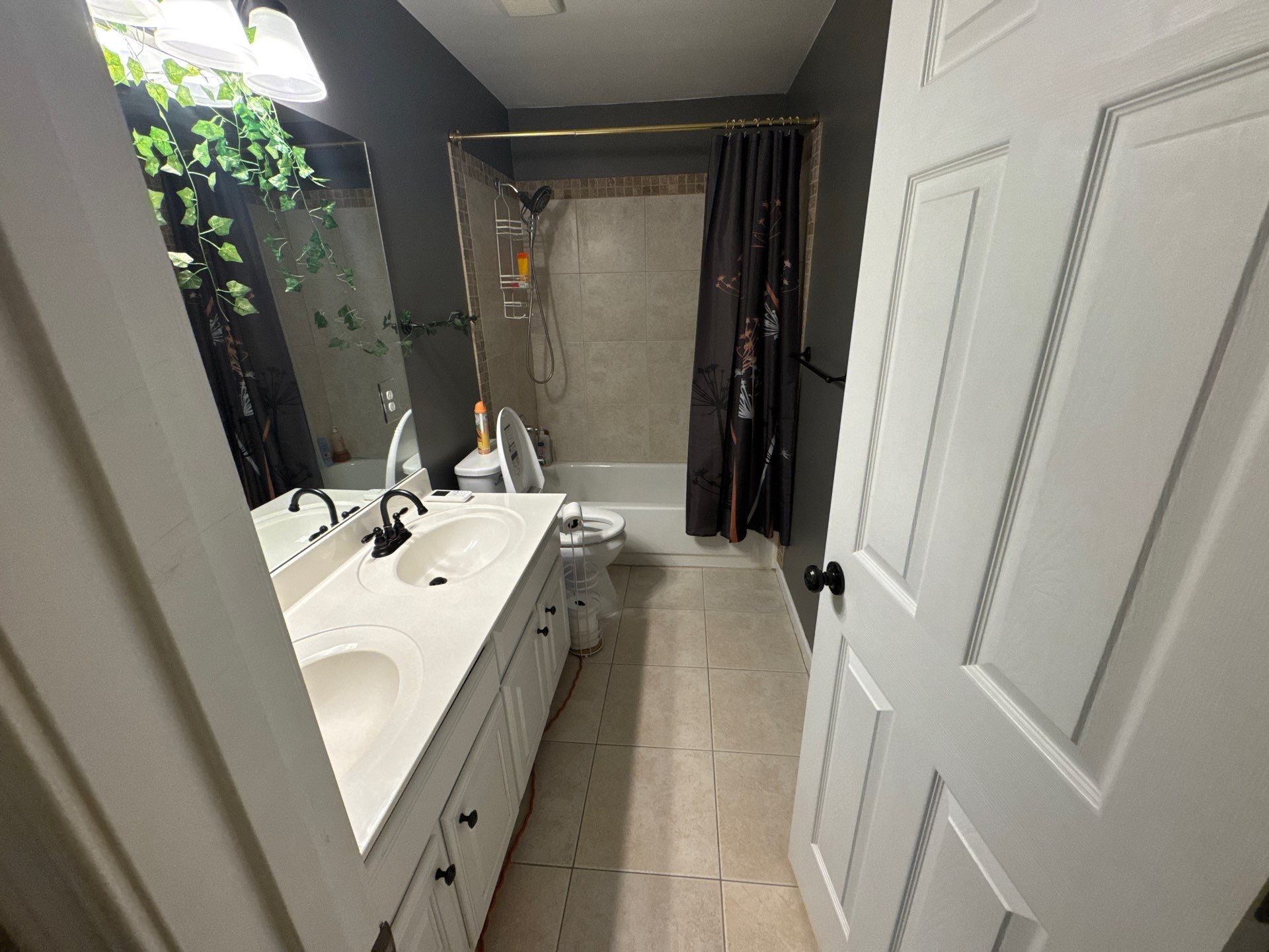 Hall bathroom renovation by Prudencio