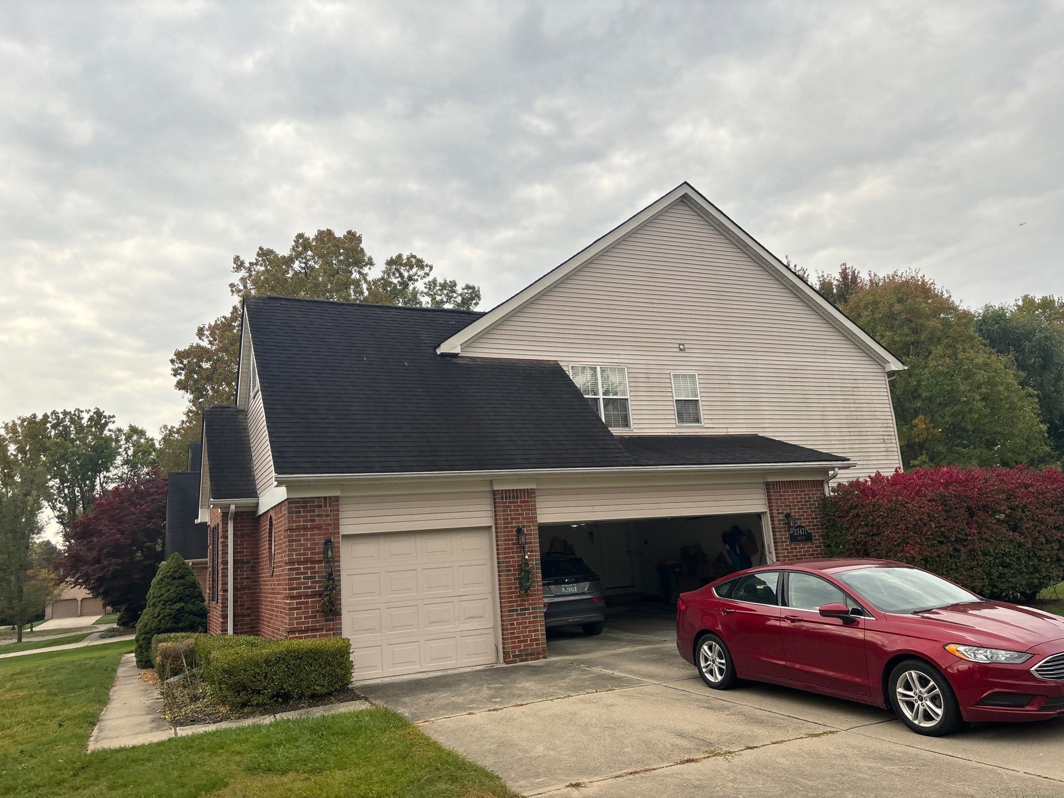 Roof Replacement using Owens Corning Duration by 180 Contractors