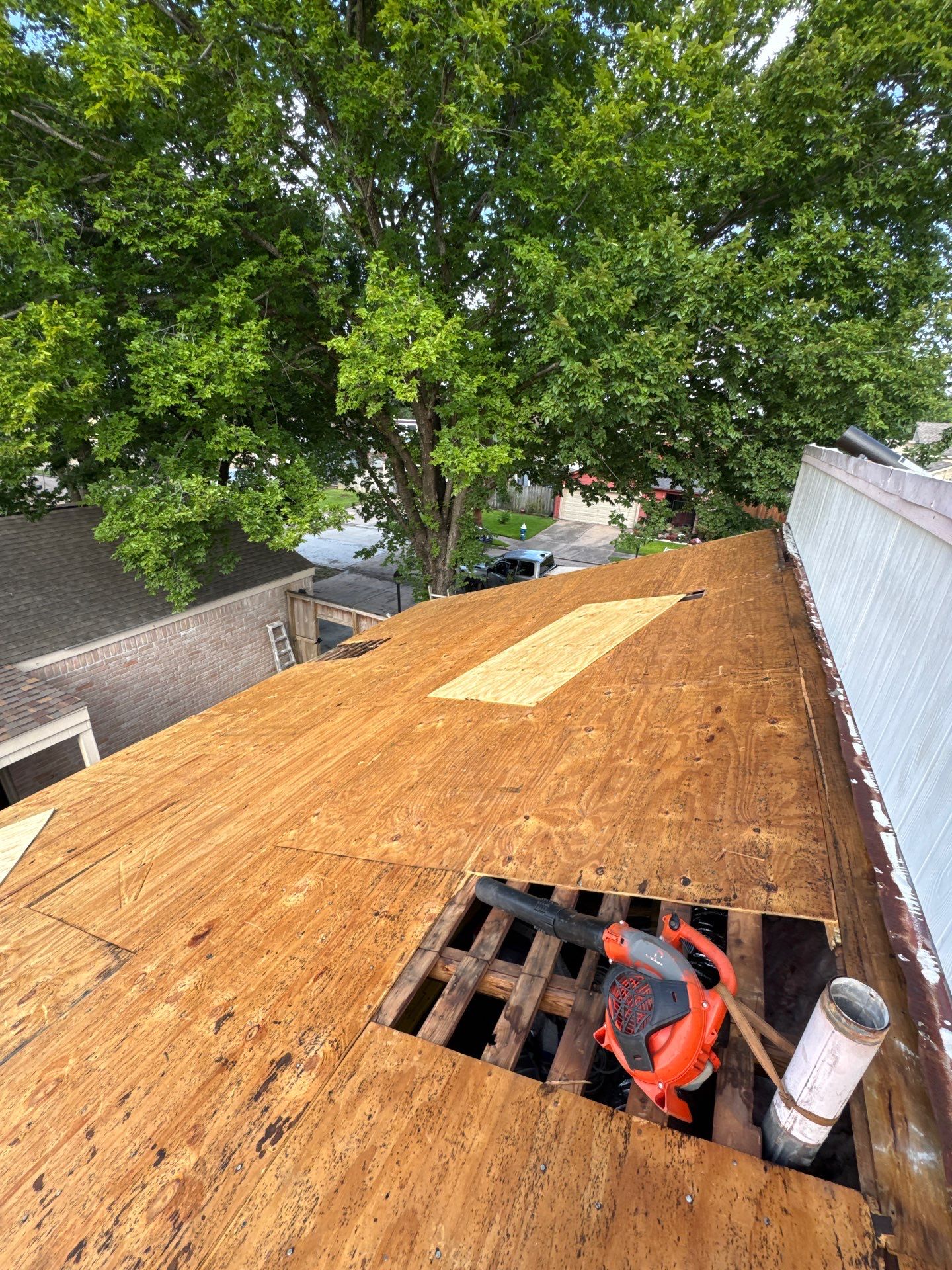 Roof Replacement Houston by Roof Repair Company