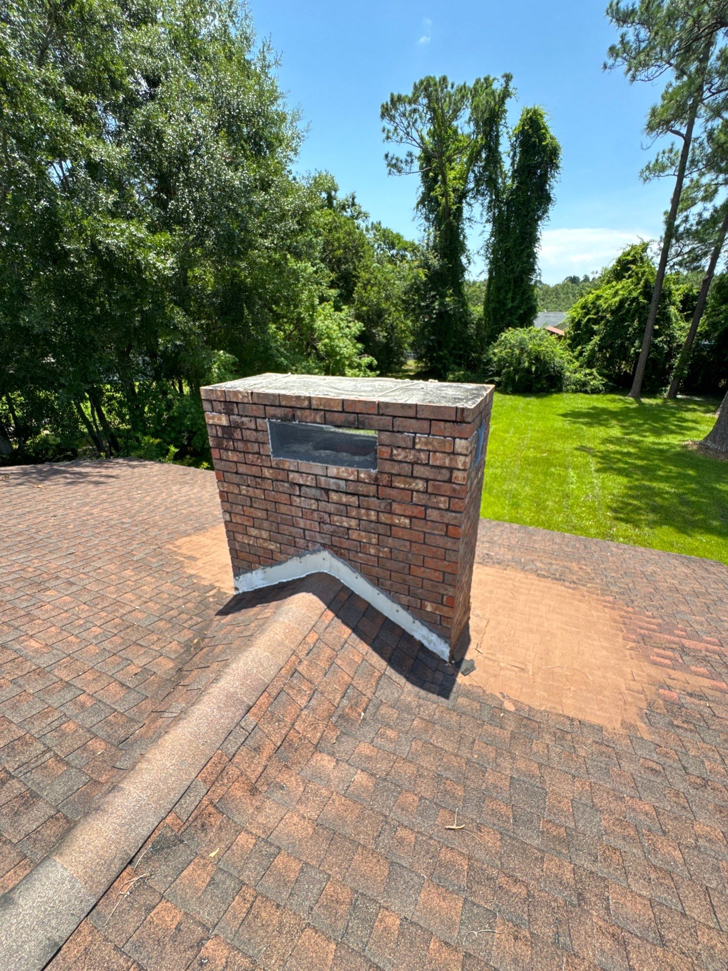 Emergency Tarp-Up & Chimney Leak Protection in Gulfport, MS 🏠 by Frontline Roofing
