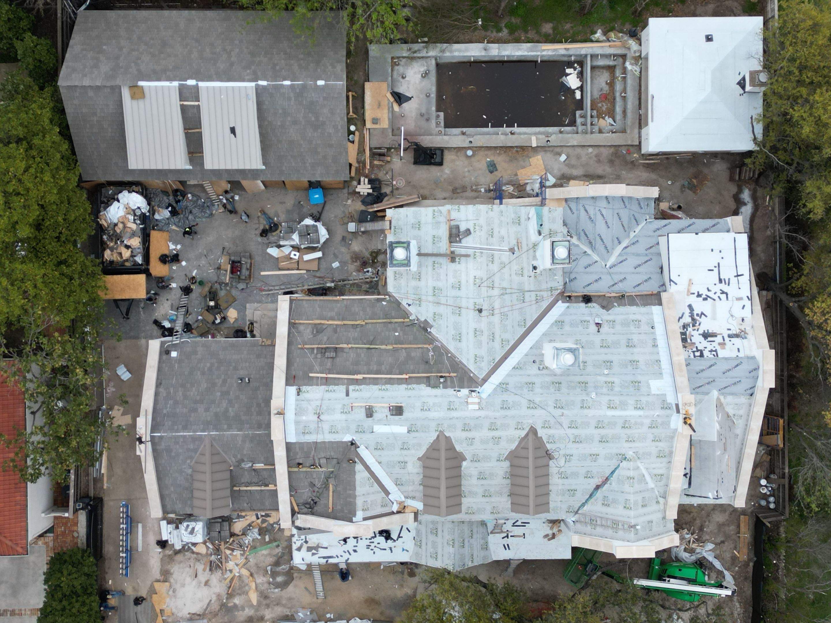 Residential Roofing Installation using DaVinci Multi Width Shake by Harvey Roofing & Construction