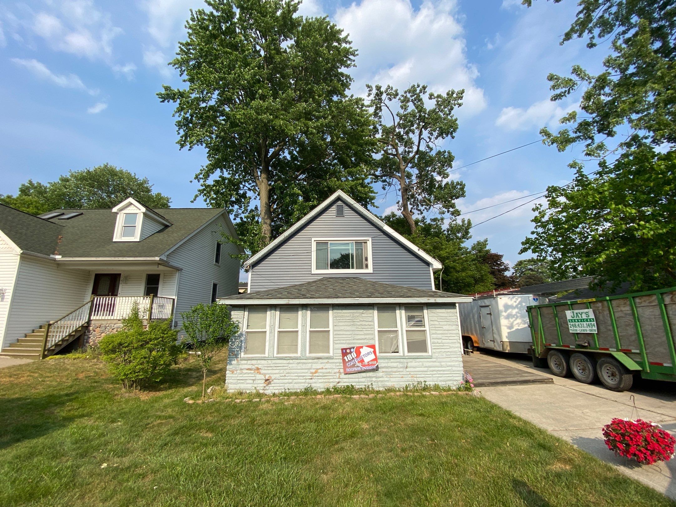 Siding Replacement using CertainTeed Restoration Classis D4 by 180 Contractors