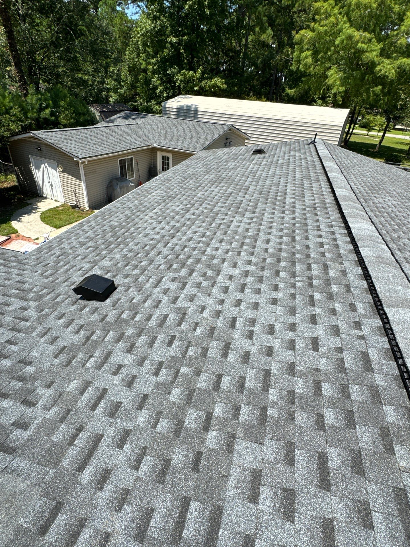 GAF HDZ - Pweter Gray by Linta Roofing