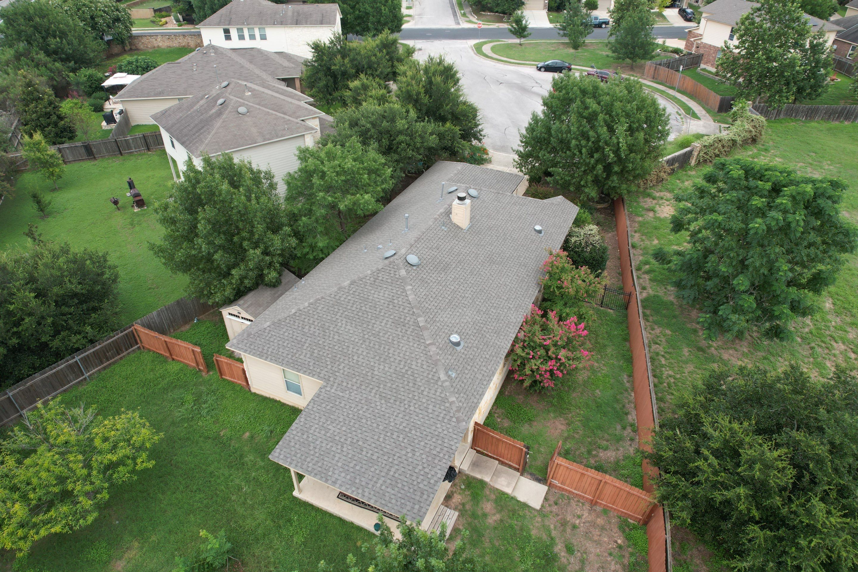 TAMKO Titan XT Weathered Wood by STX Roofing
