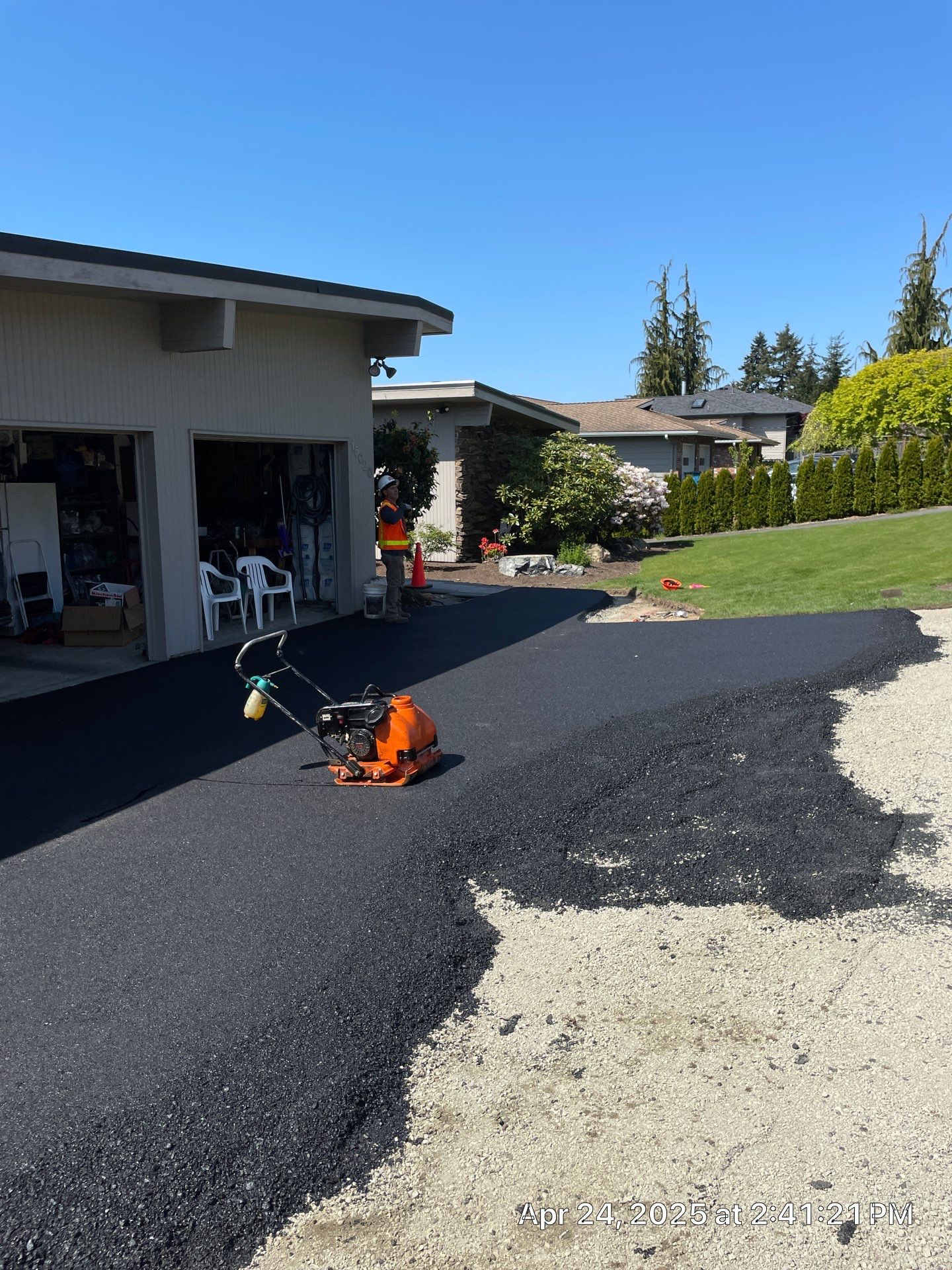 Asphalt Driveway Repair | Edmonds by Jireh Asphalt & Concrete Inc 