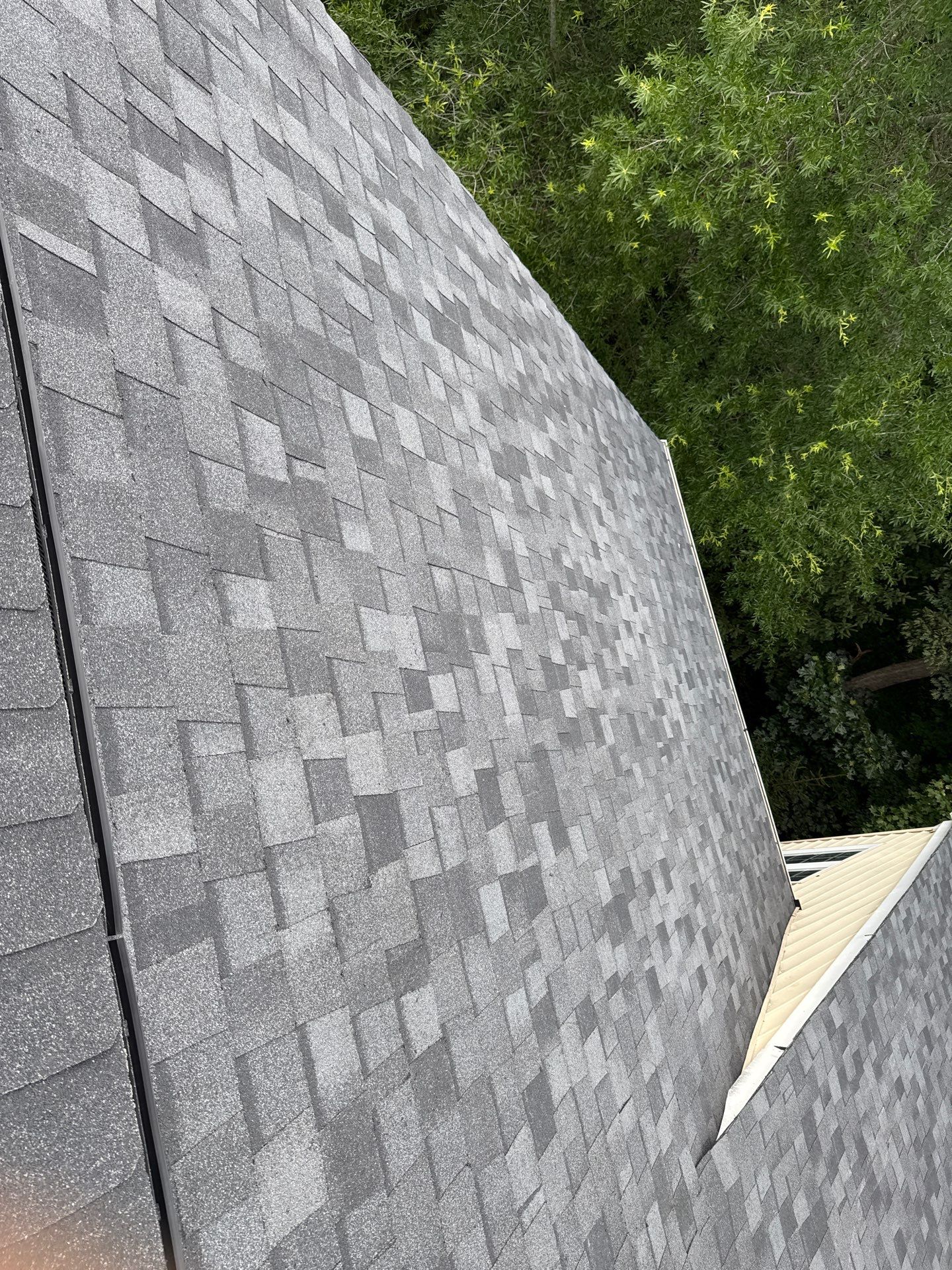 Fairfax: Residential Roof Installation with CertainTeed Landmark PRO in Max Def Moire Black by RM Banning, Inc.