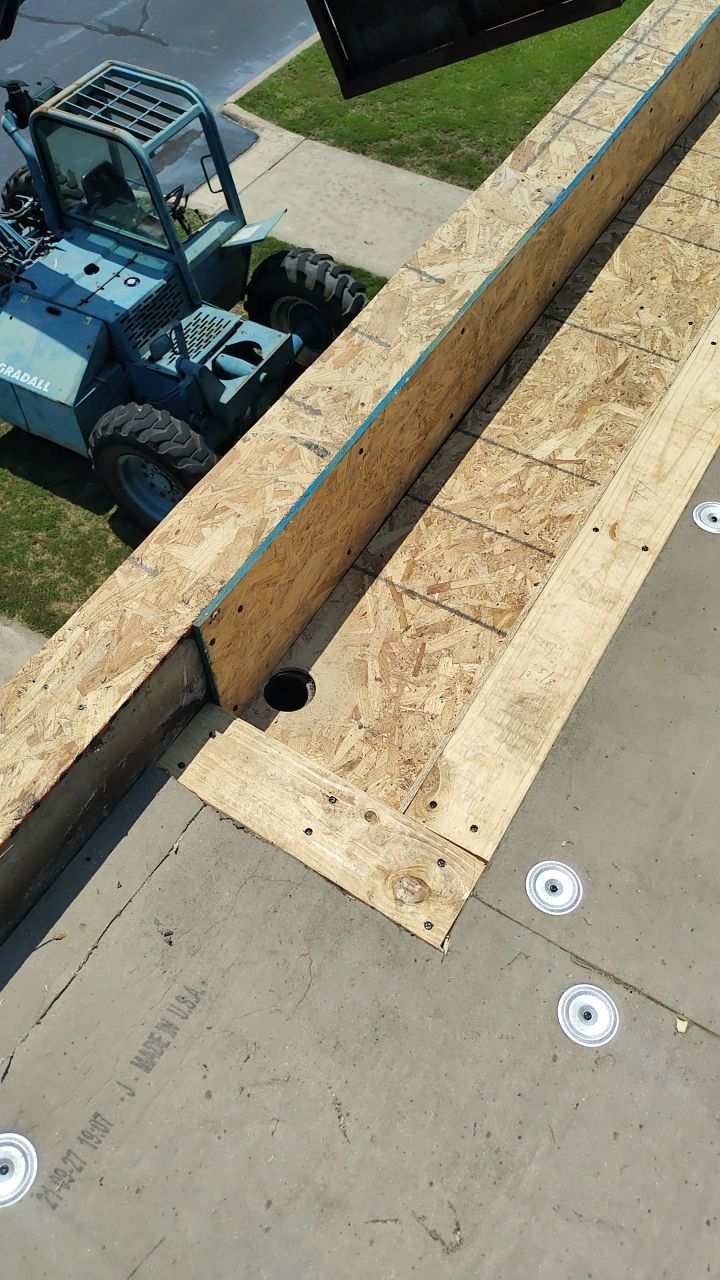 First Assembly of God, De Queen, Arkansas by Hostetler Roofing