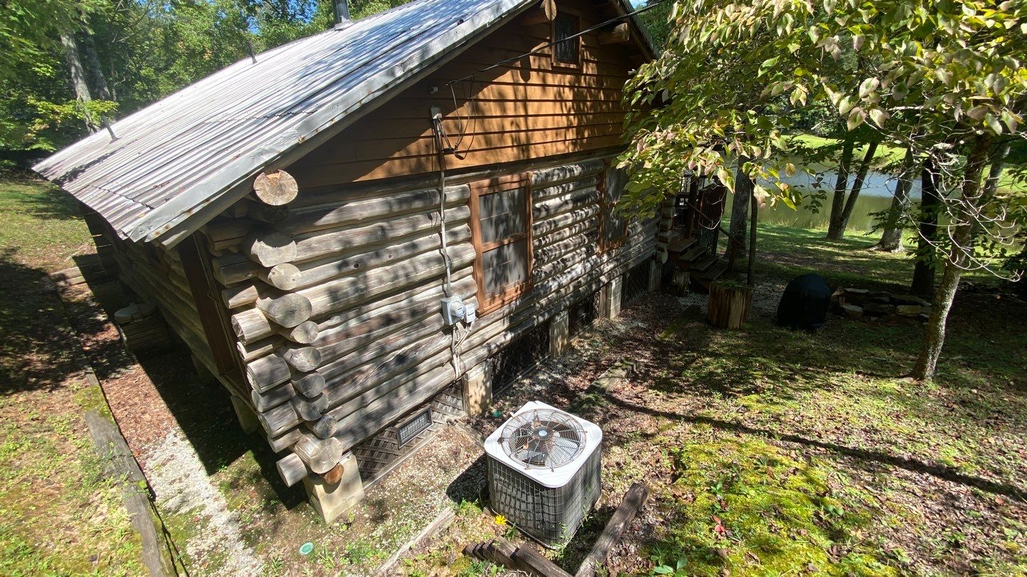 Cabin using Wood Sealant by DuraSeal