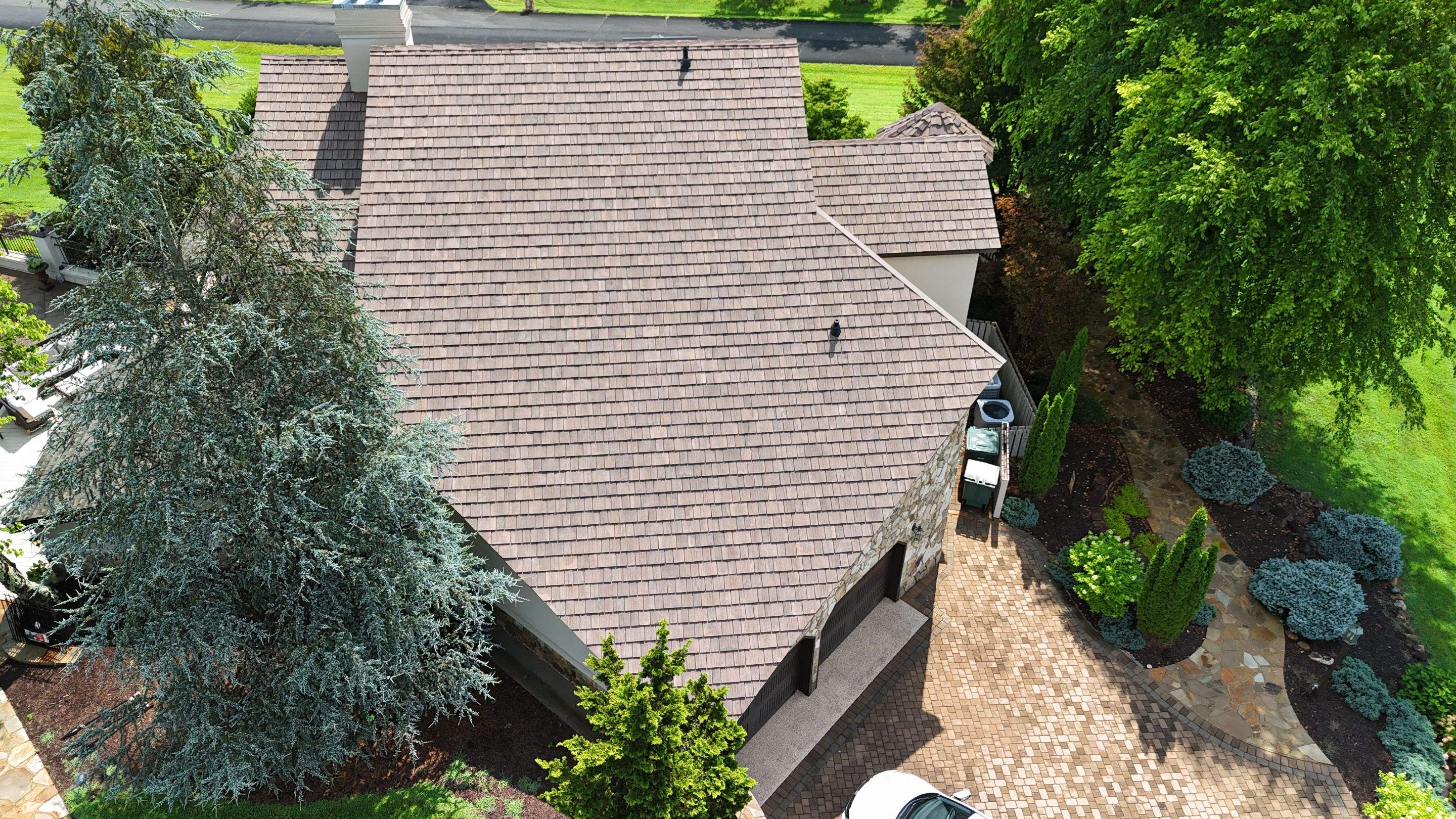 BRAVA Cedar Shake - Sierra by Redemption Roofing And Construction 