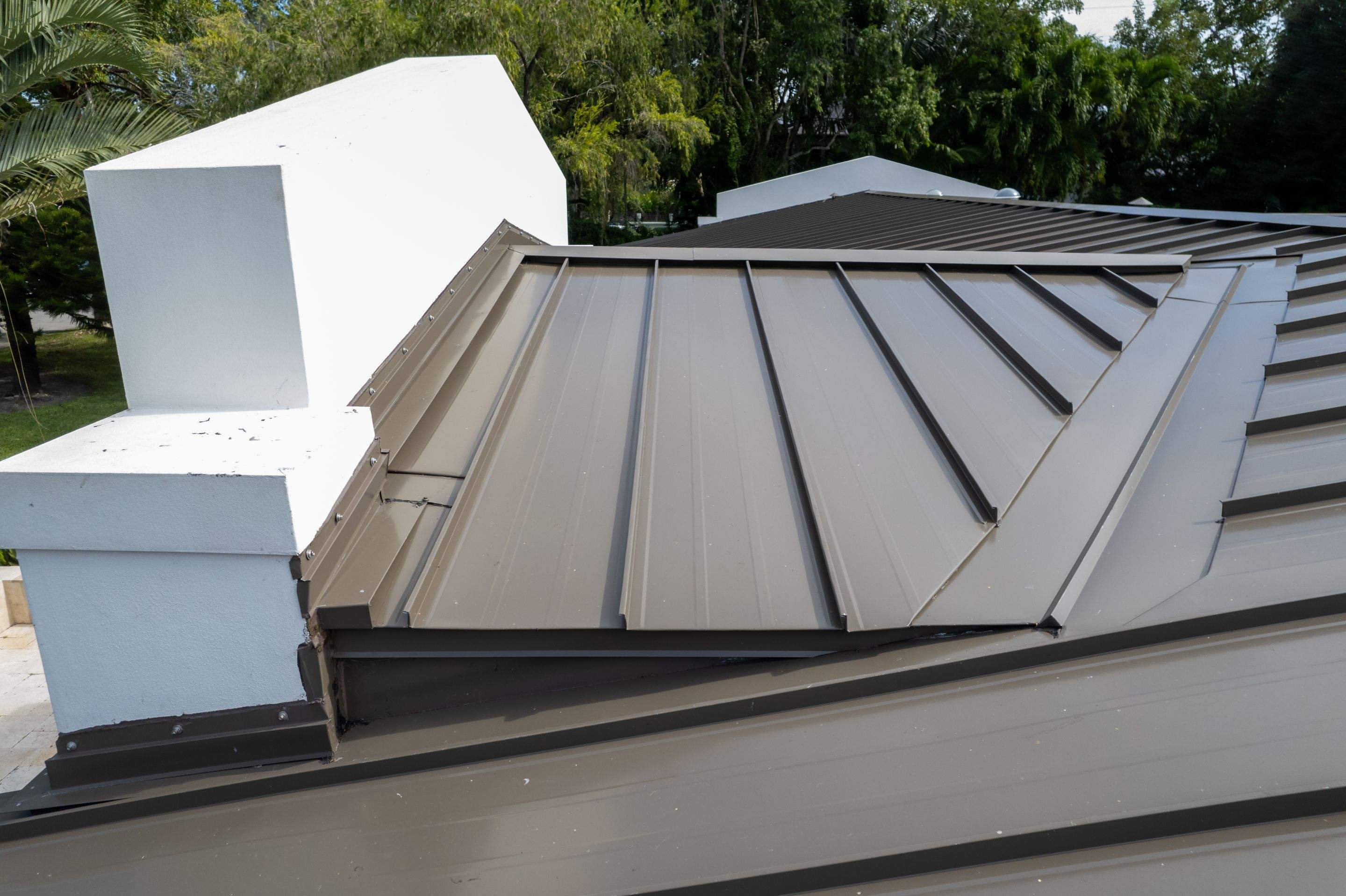 Metal Roof - Galvalume - Medium Bronze by Istueta Roofing