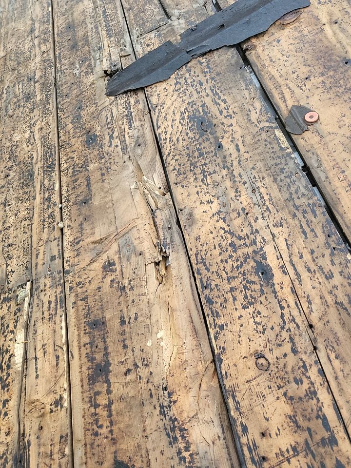 ATLAS PINNACLE COLOR: WEATHERED SHADOW by Eagle Eye Roofing